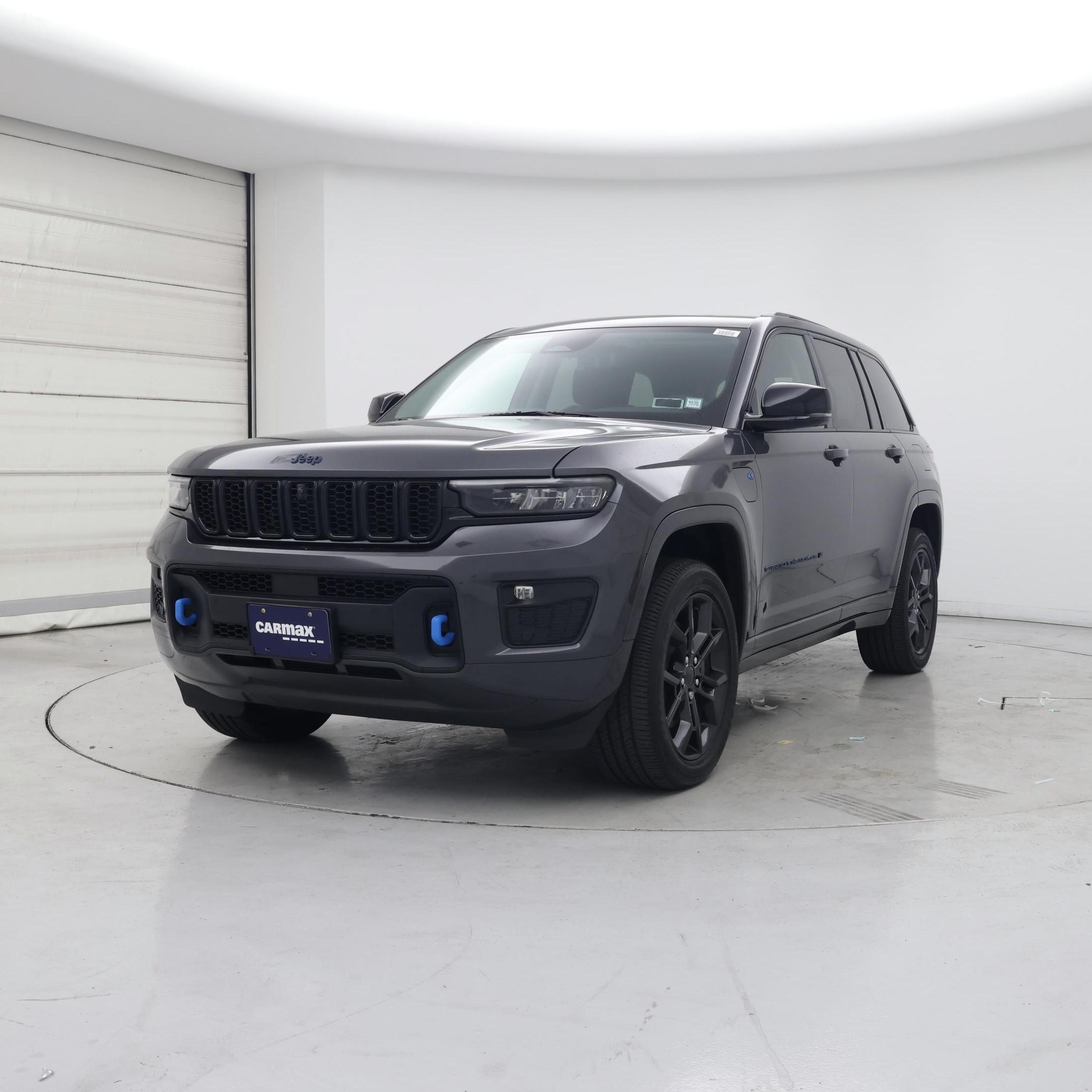 Thumbnail: 2023 Jeep Grand Cherokee - 4