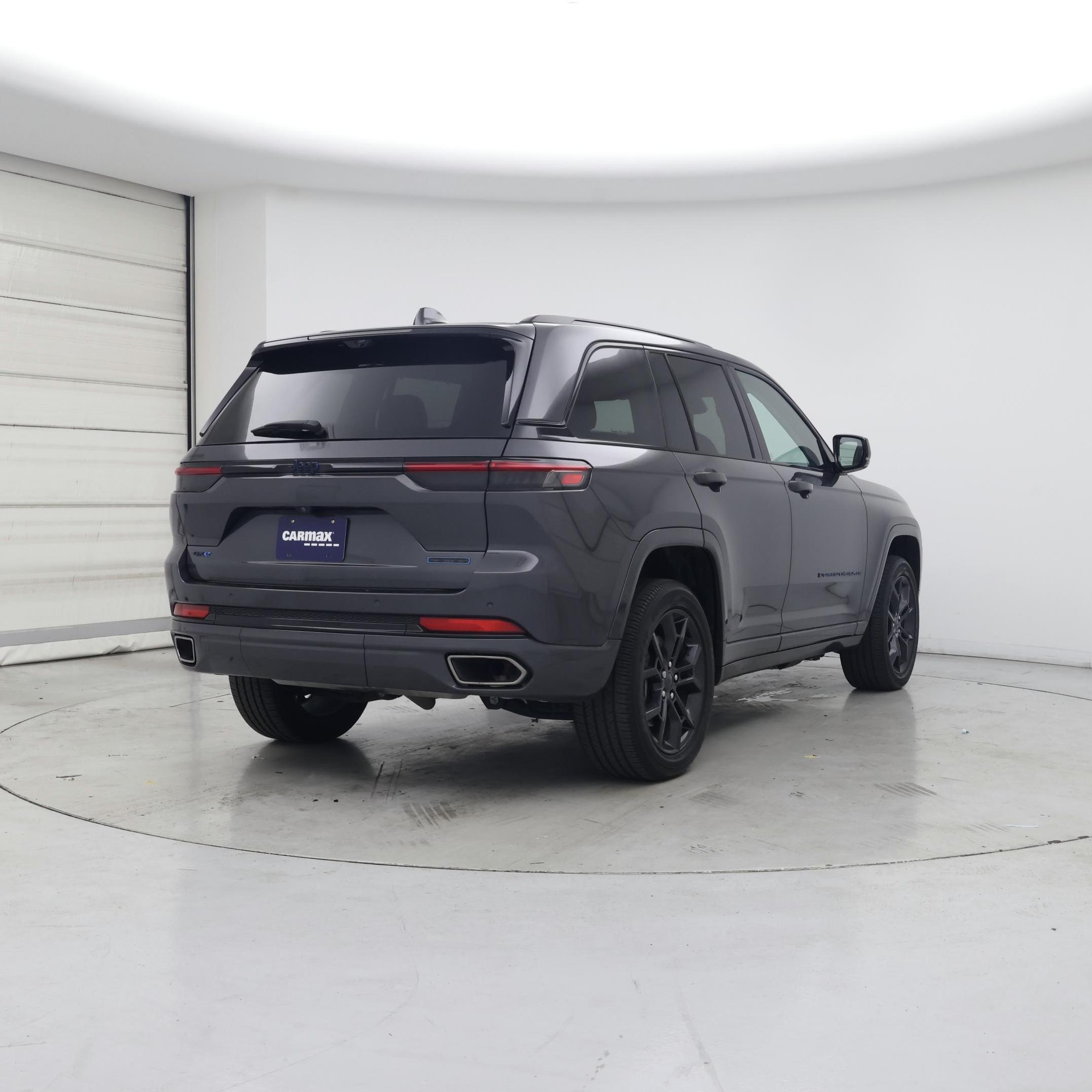Thumbnail: 2023 Jeep Grand Cherokee - 8