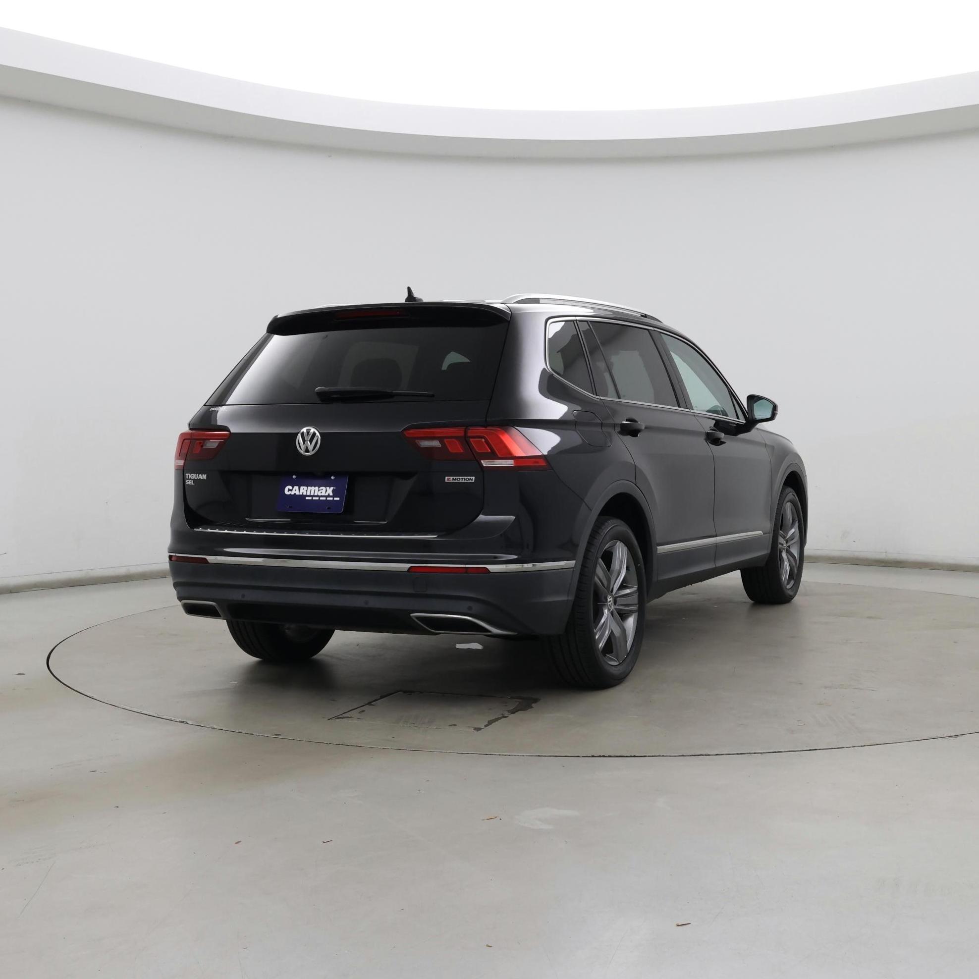 Thumbnail: 2020 Volkswagen Tiguan - 8