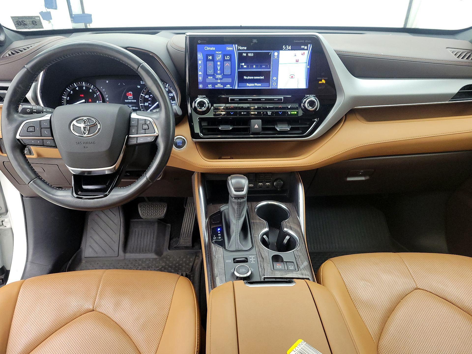 Thumbnail: 2021 Toyota Highlander - 9