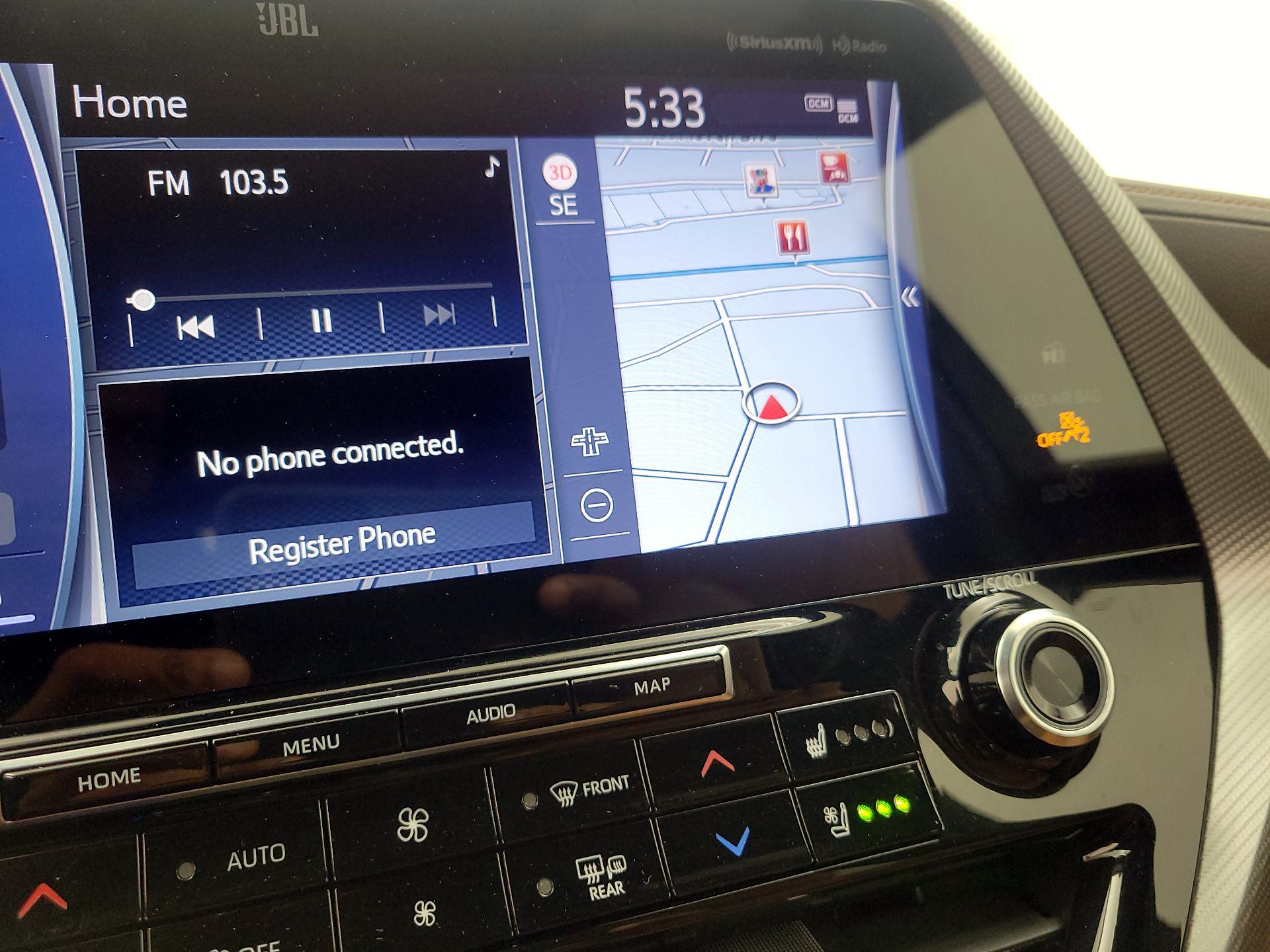 Thumbnail: 2021 Toyota Highlander - 14