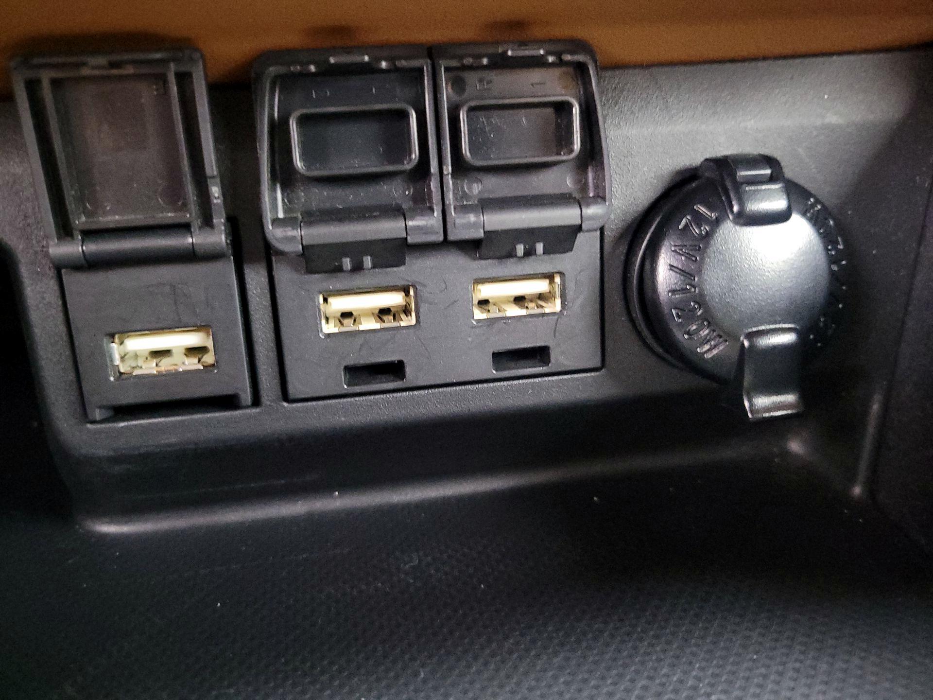 Thumbnail: 2021 Toyota Highlander - 19