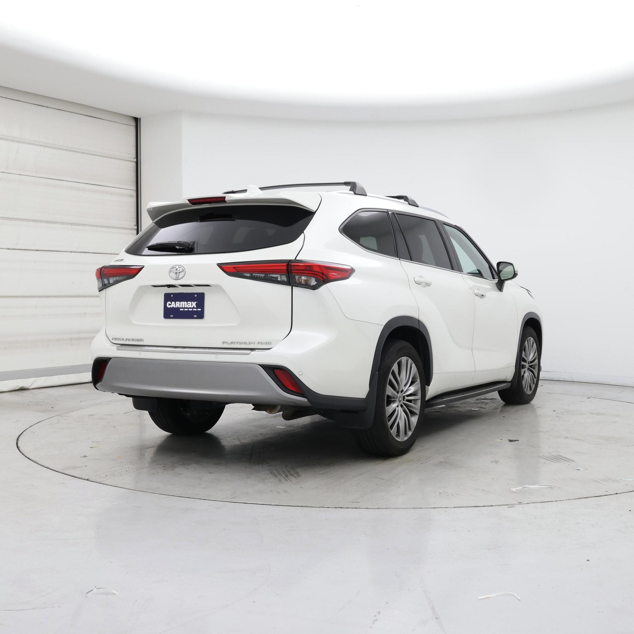 Thumbnail: 2021 Toyota Highlander - 8