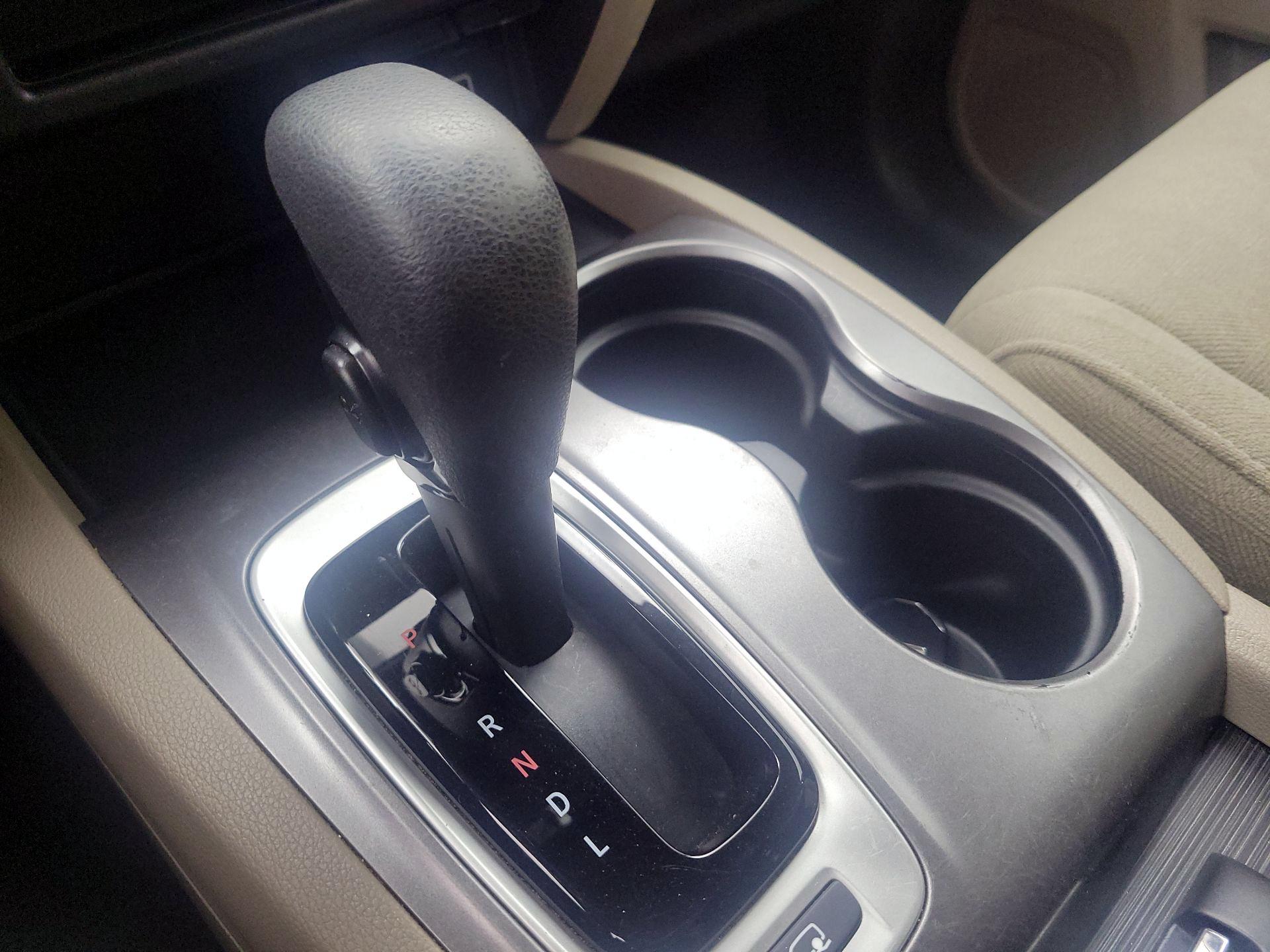 Thumbnail: 2019 Honda Pilot - 17