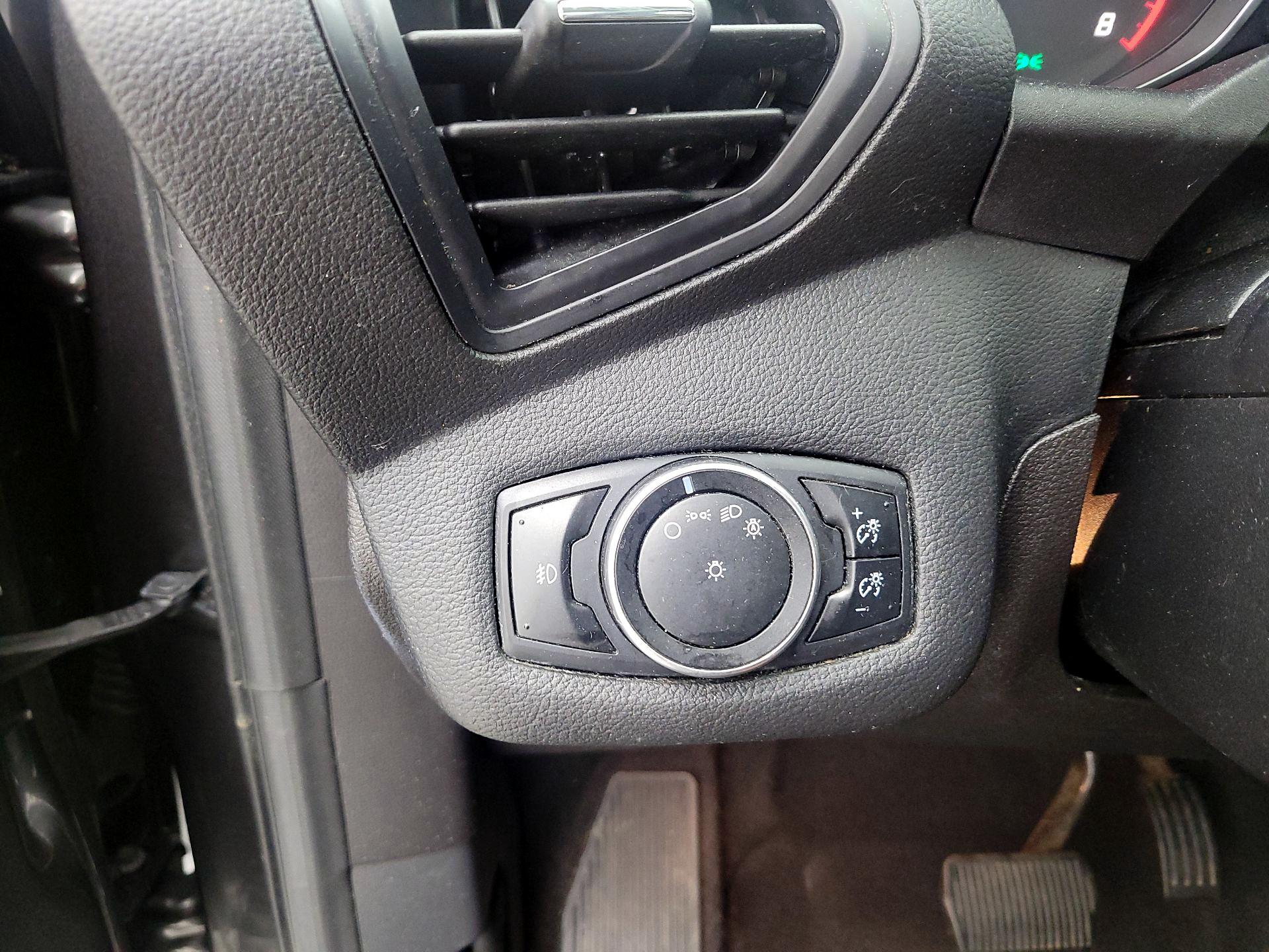 Thumbnail: 2016 Ford Escape - 13