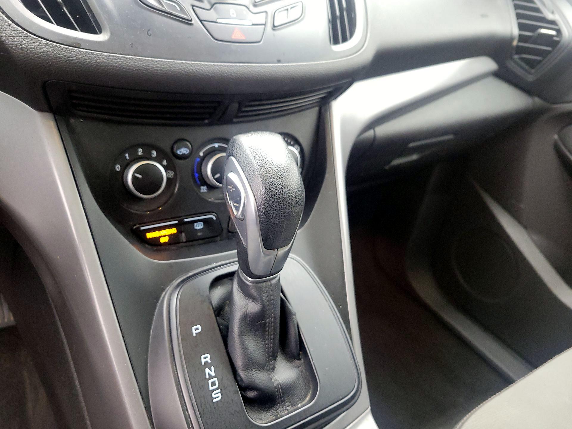 Thumbnail: 2016 Ford Escape - 16