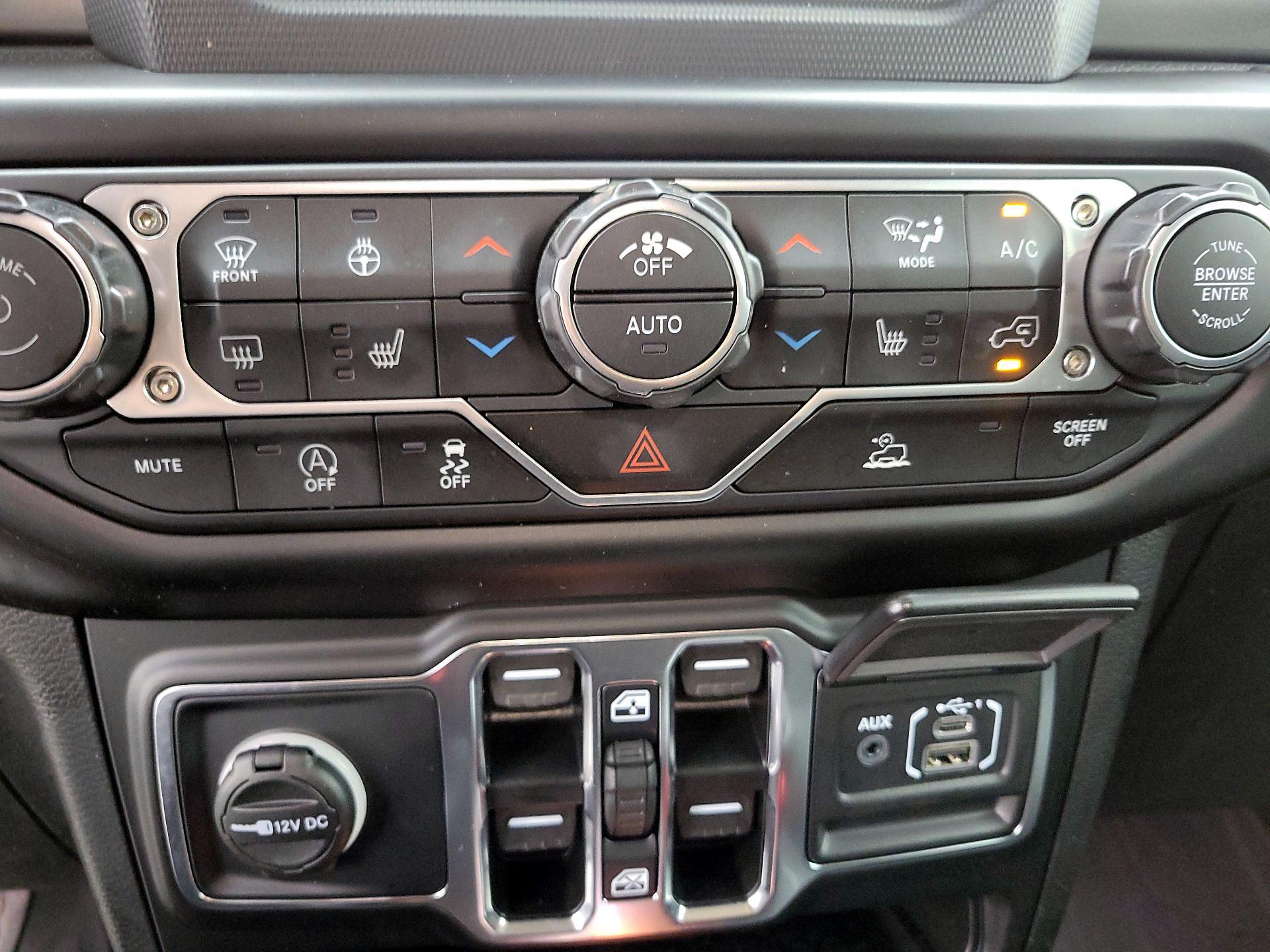 Thumbnail: 2021 Jeep Wrangler - 16