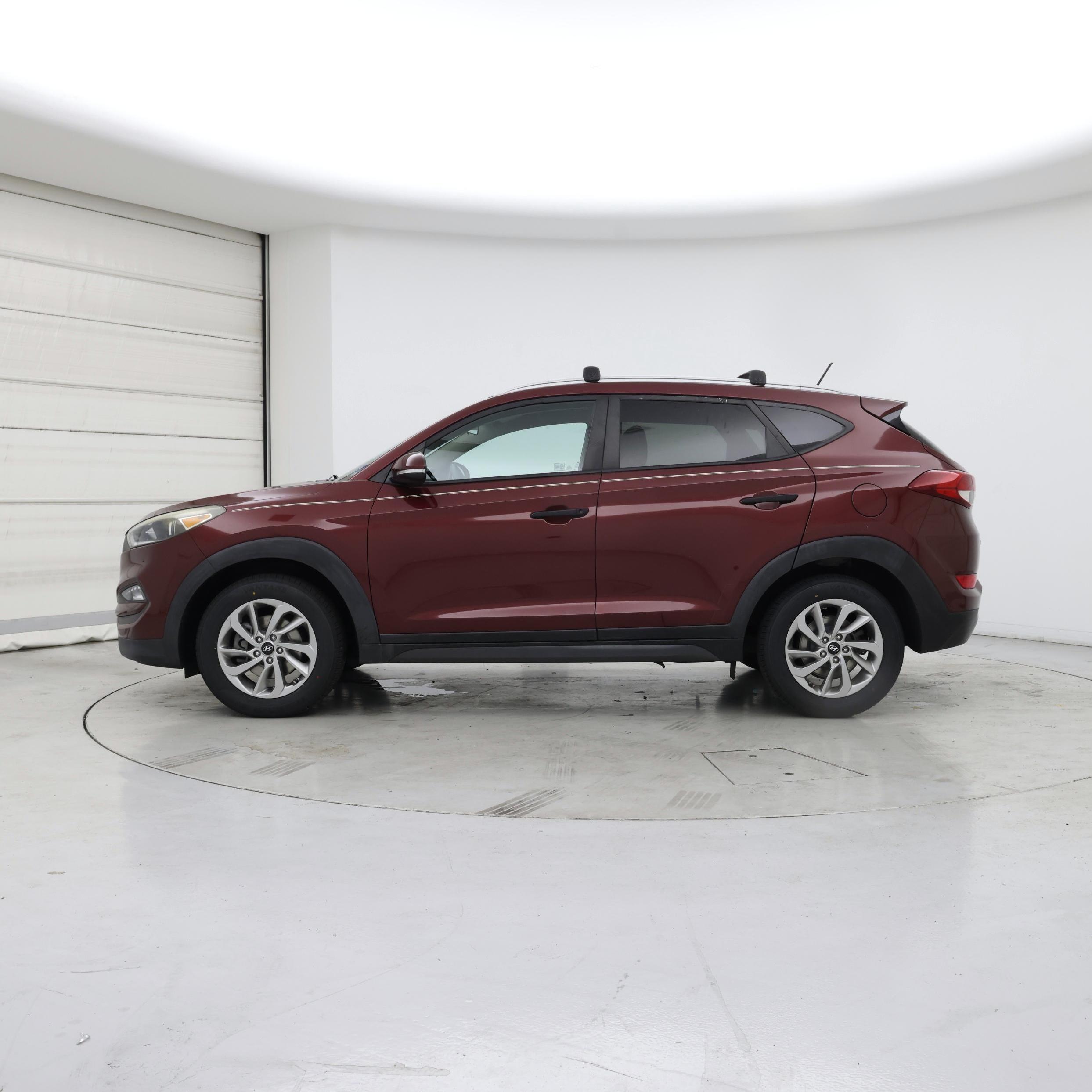 Thumbnail: 2016 Hyundai Tucson - 3