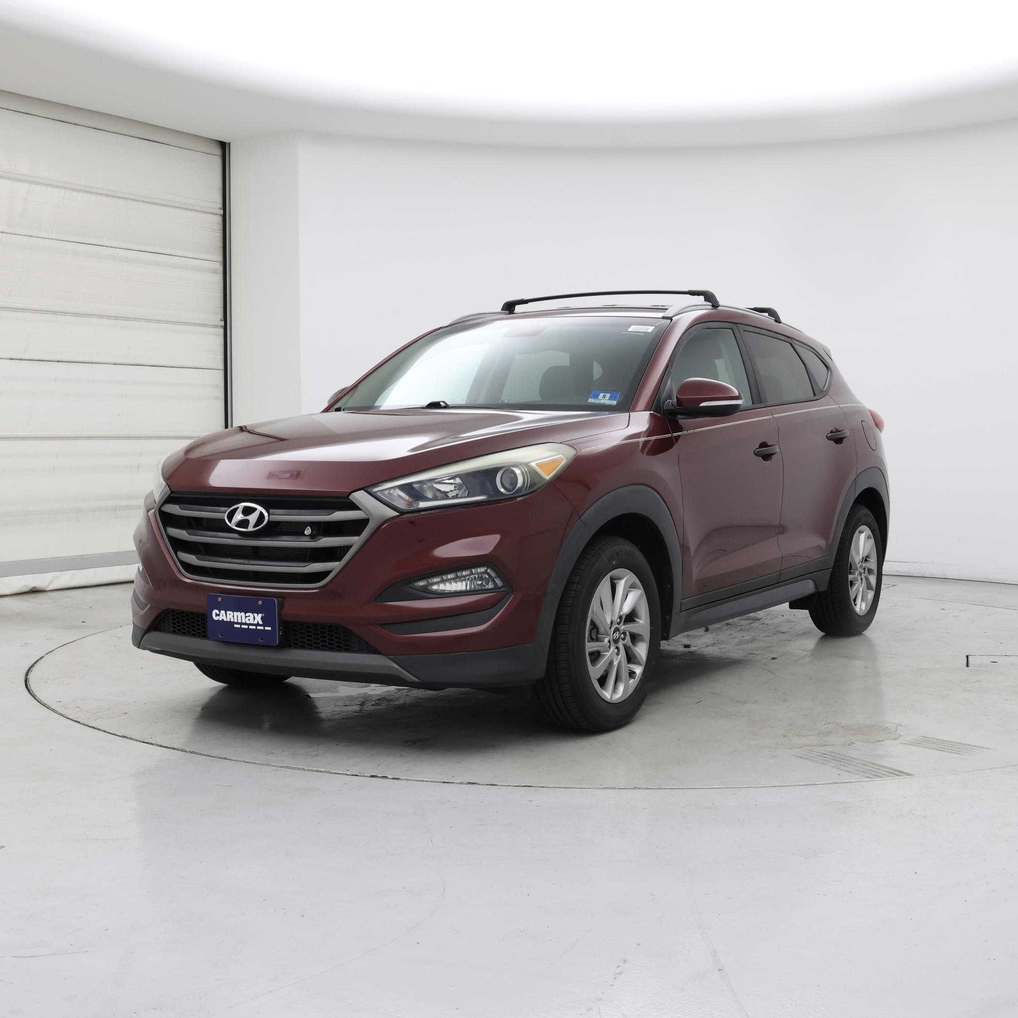 Thumbnail: 2016 Hyundai Tucson - 4