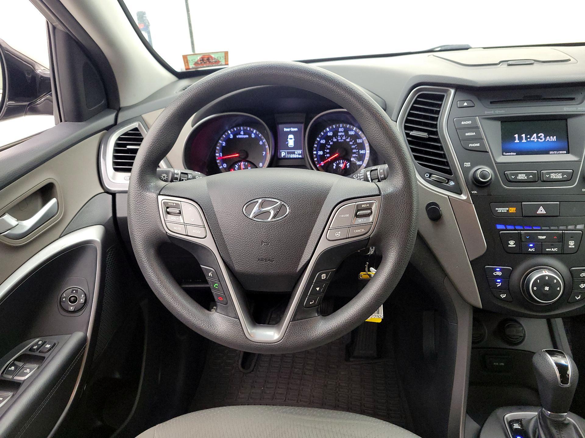 Thumbnail: 2015 Hyundai Santa Fe - 10