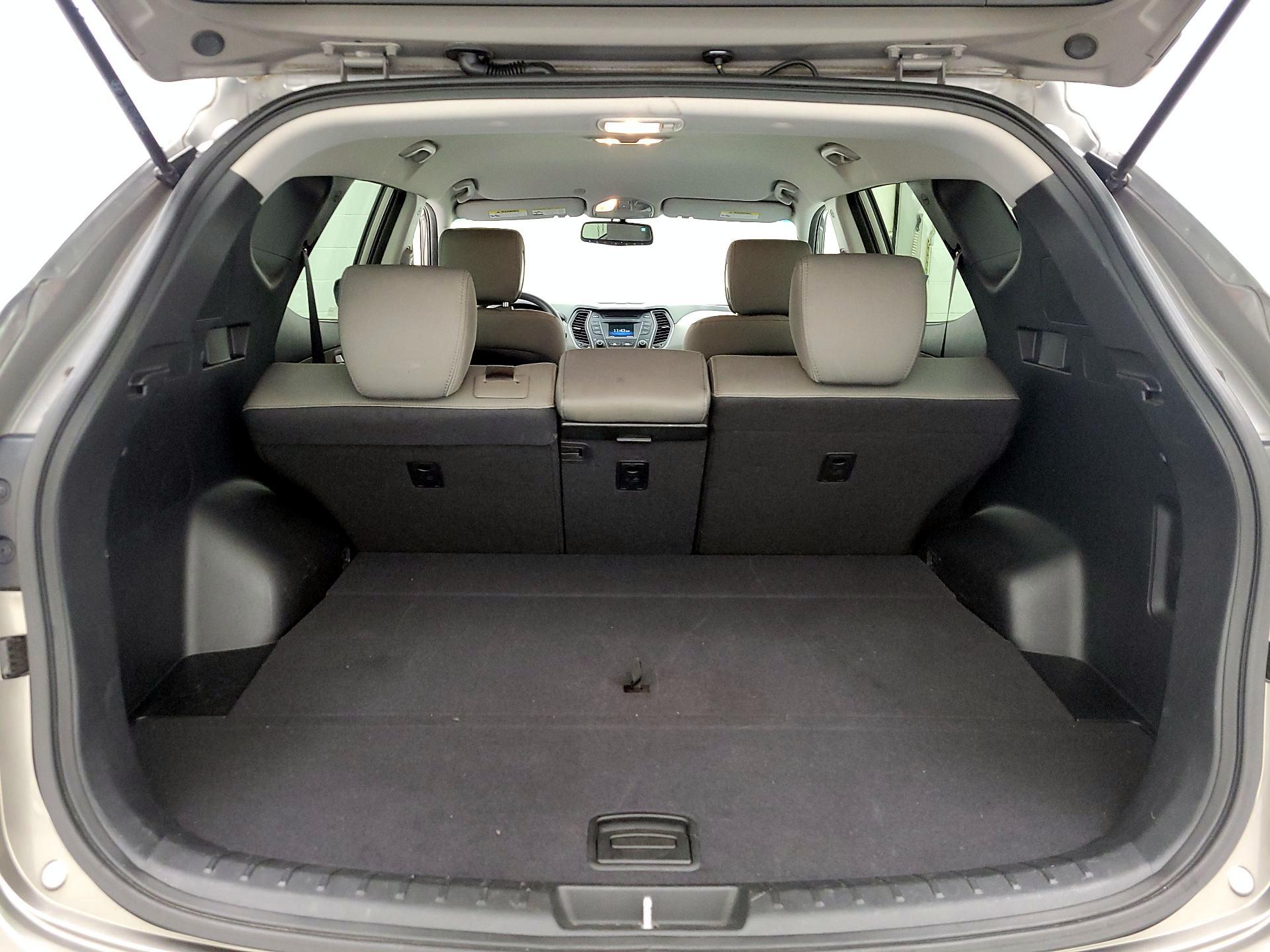Thumbnail: 2015 Hyundai Santa Fe - 20