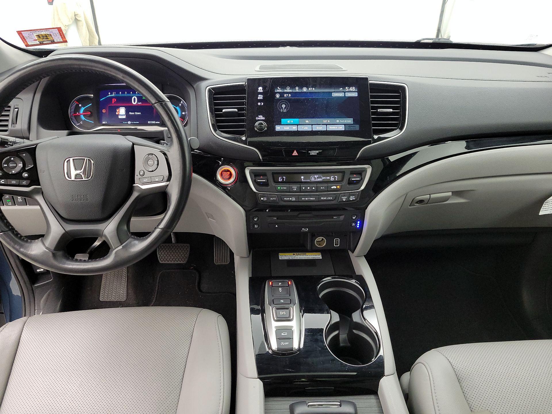 Thumbnail: 2019 Honda Pilot - 9