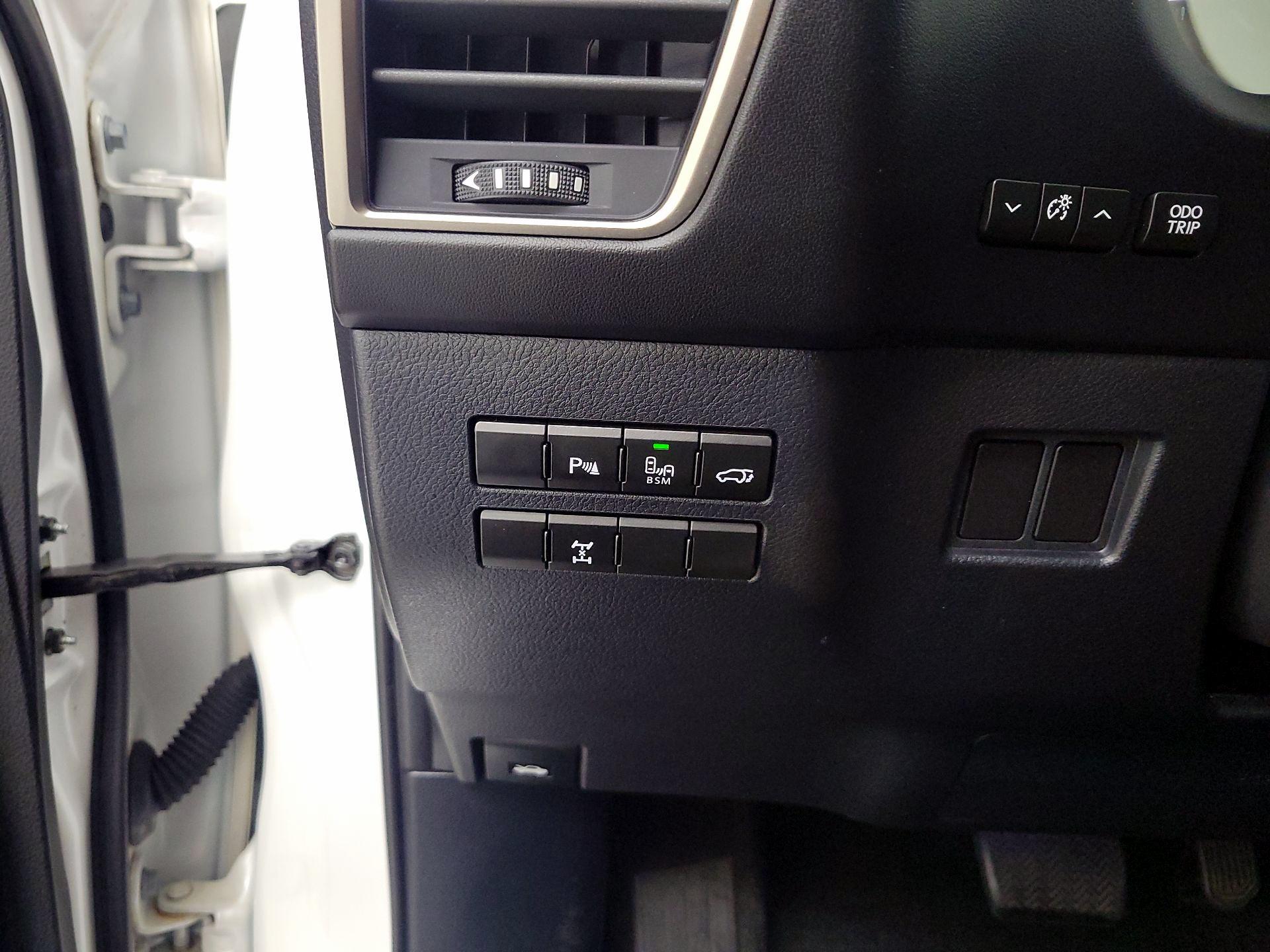 Thumbnail: 2016 Lexus NX - 13