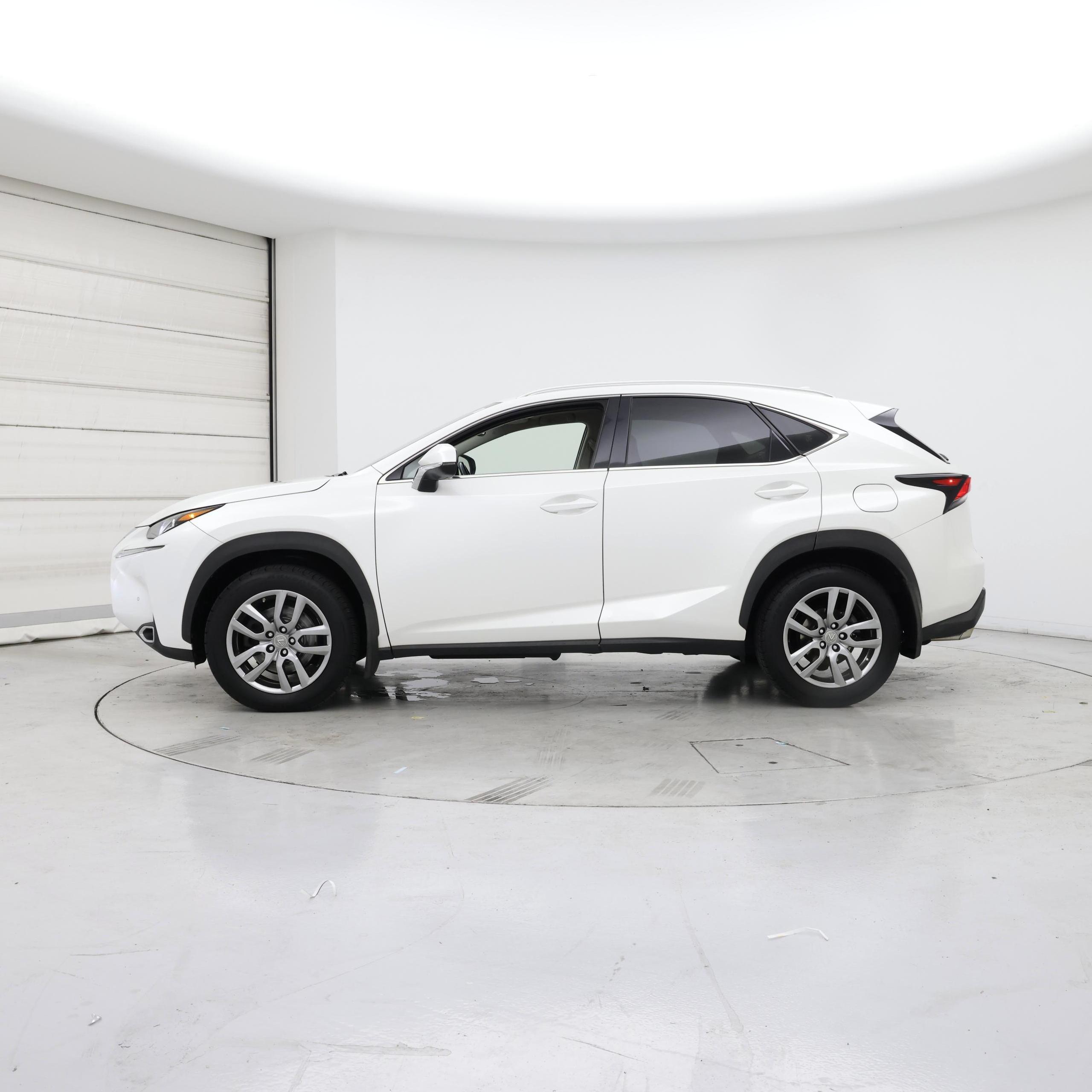 Thumbnail: 2016 Lexus NX - 3