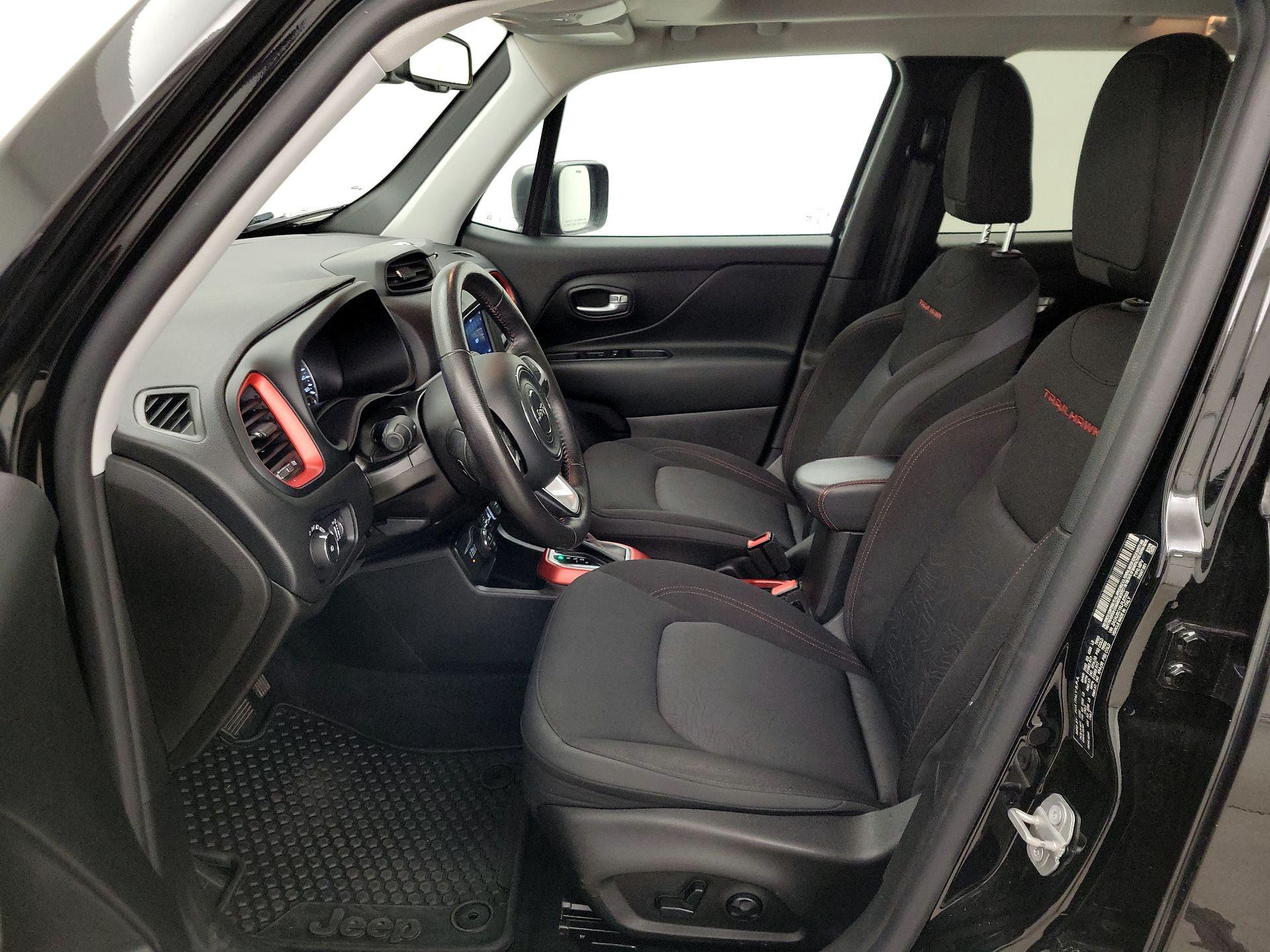 Thumbnail: 2020 Jeep Renegade - 11