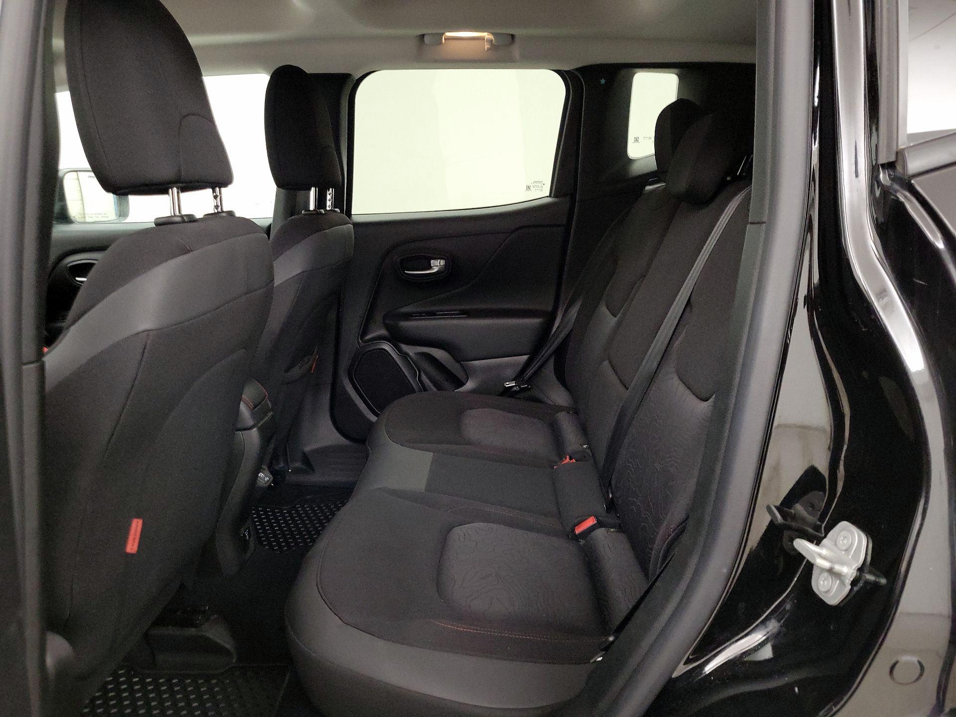 Thumbnail: 2020 Jeep Renegade - 20