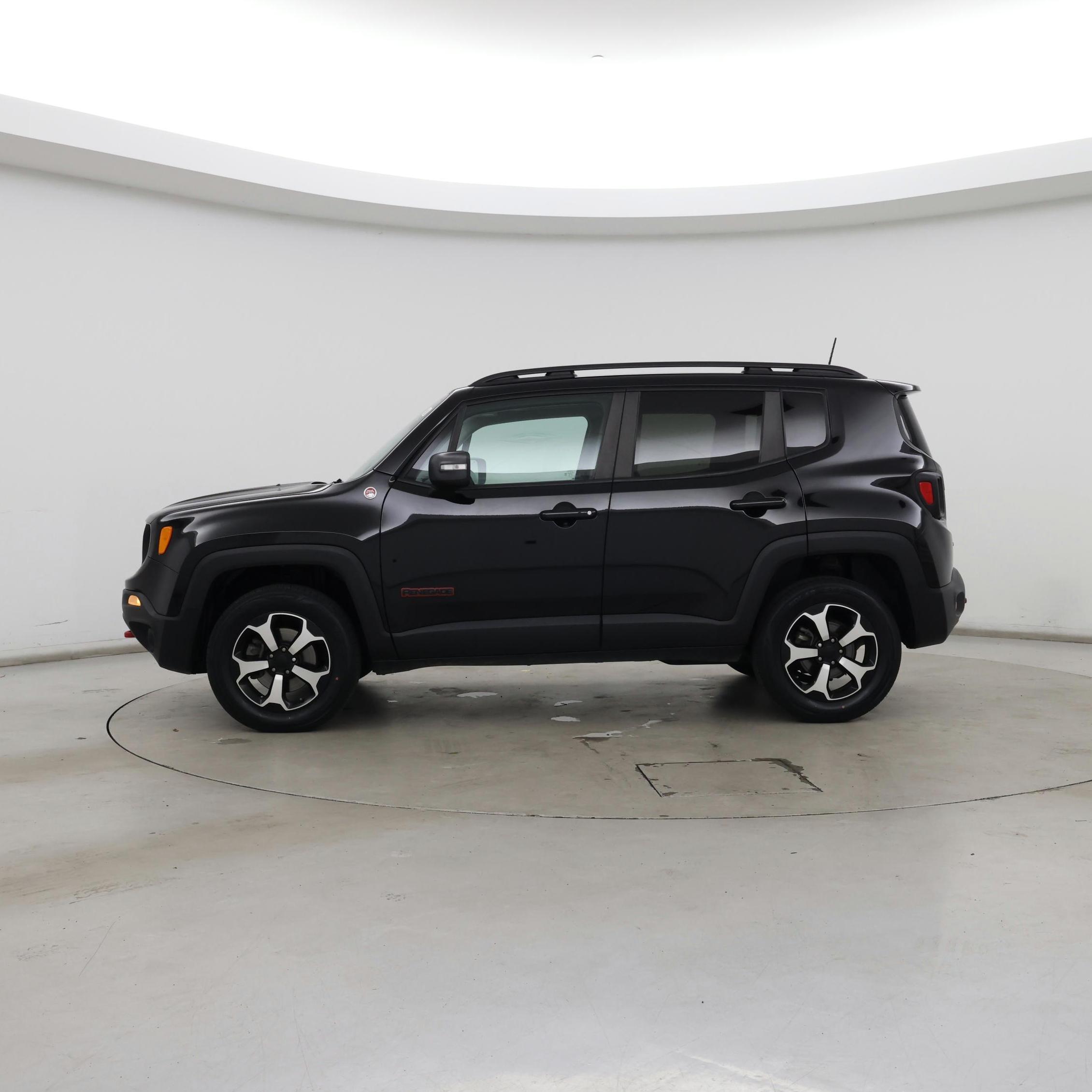 Thumbnail: 2020 Jeep Renegade - 3