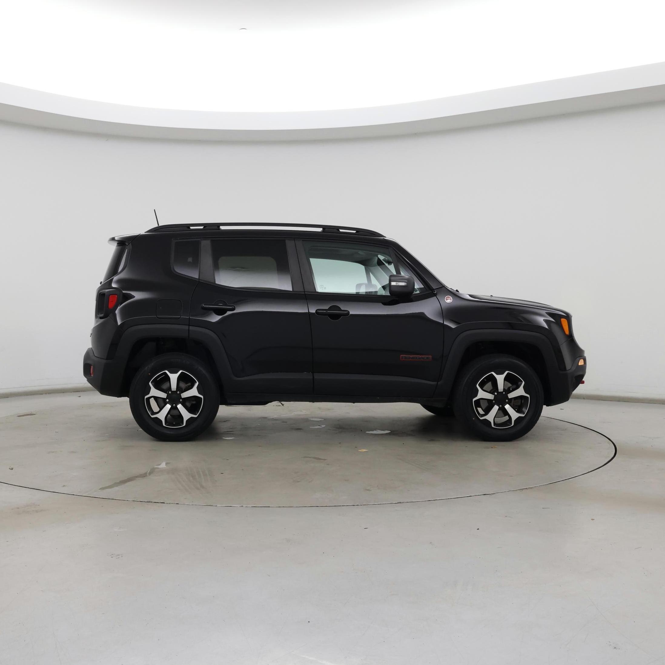 Thumbnail: 2020 Jeep Renegade - 7