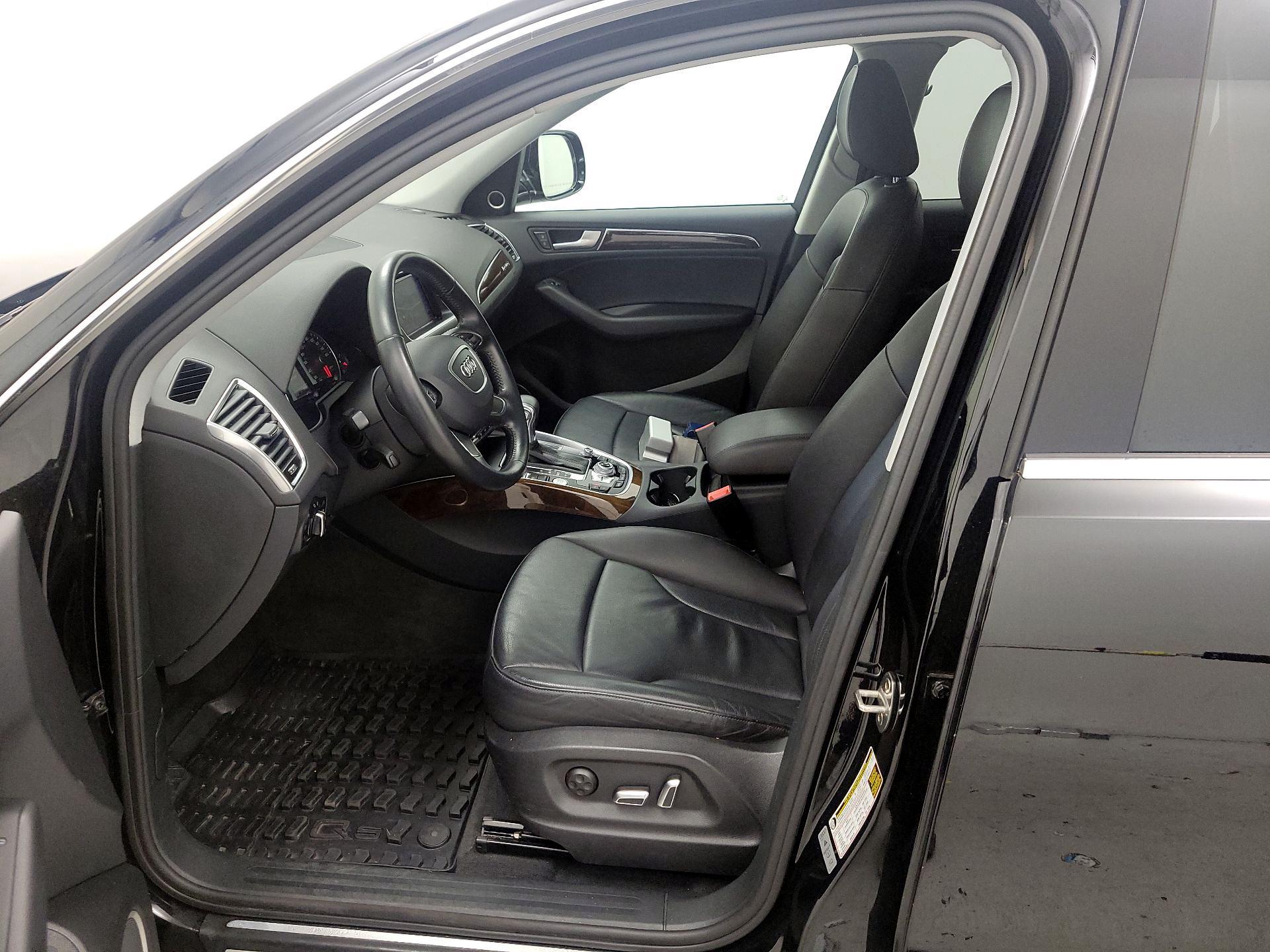 Thumbnail: 2017 Audi Q5 - 11