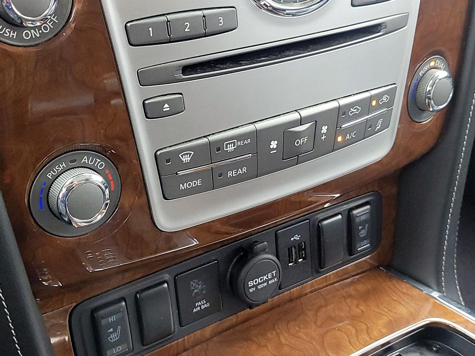 Thumbnail: 2019 INFINITI QX80 - 17