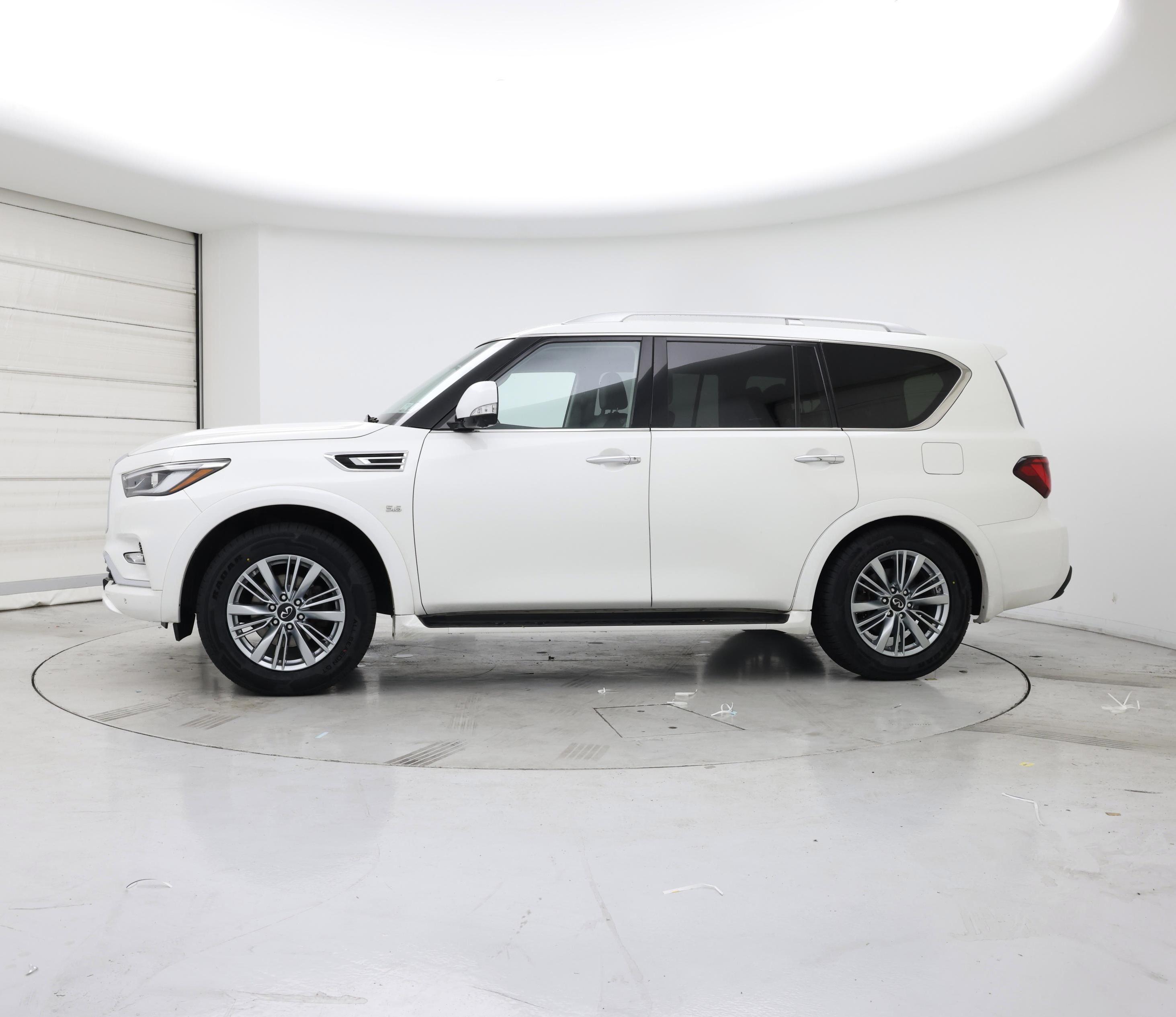 Thumbnail: 2019 INFINITI QX80 - 3