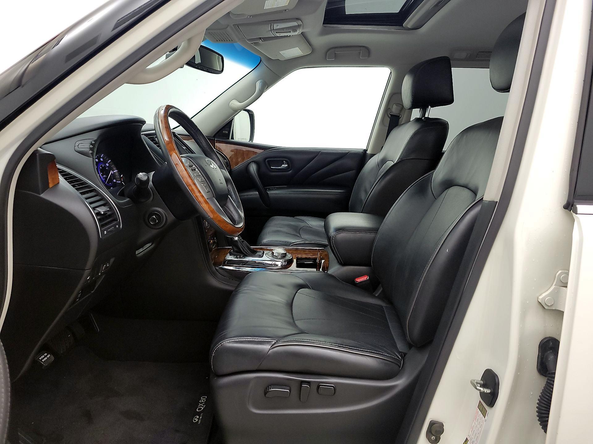 Thumbnail: 2017 INFINITI QX80 - 11
