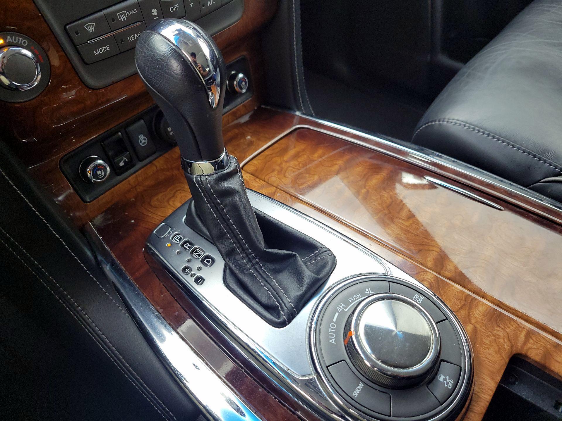 Thumbnail: 2017 INFINITI QX80 - 18