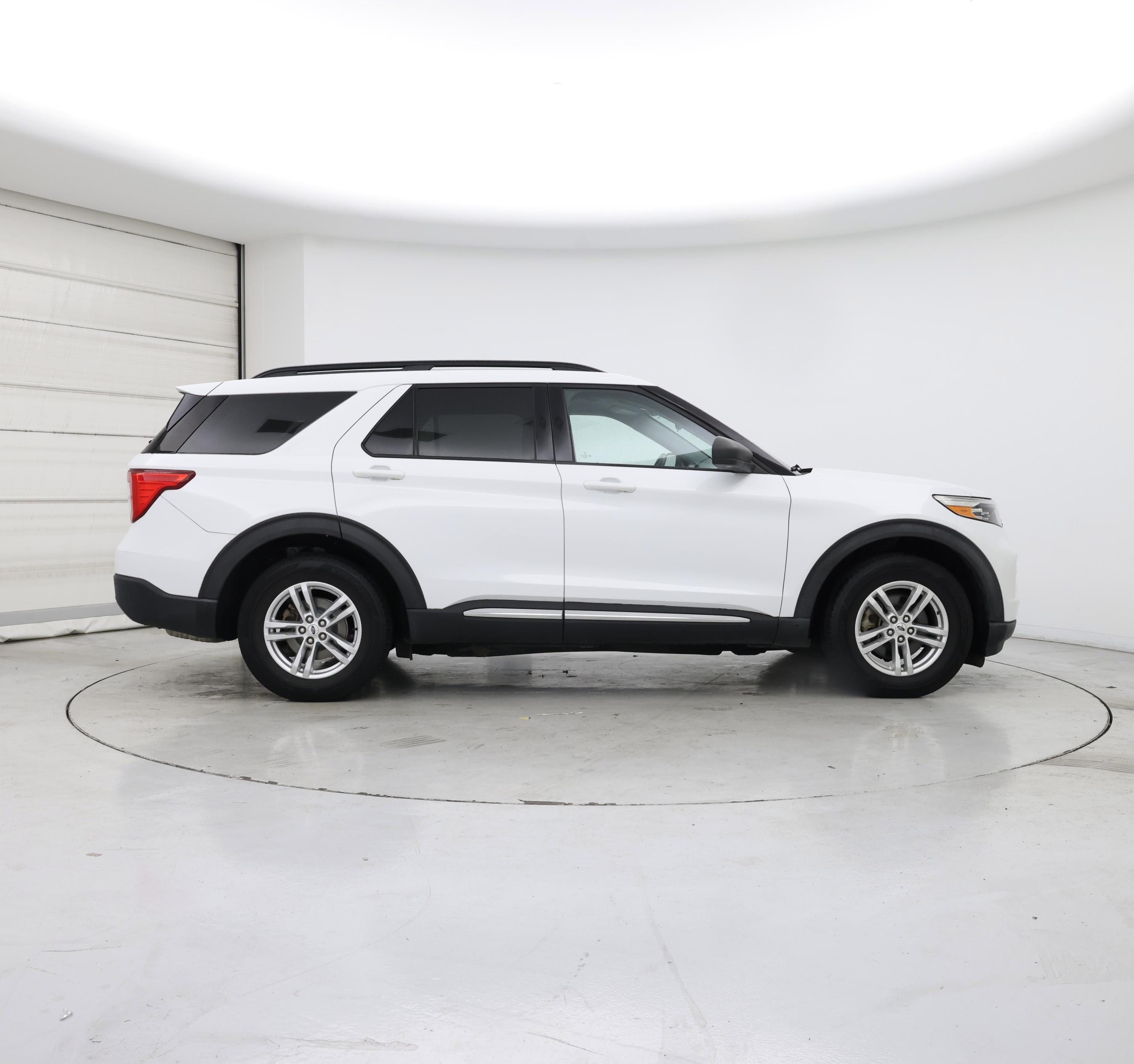 Thumbnail: 2020 Ford Explorer - 7
