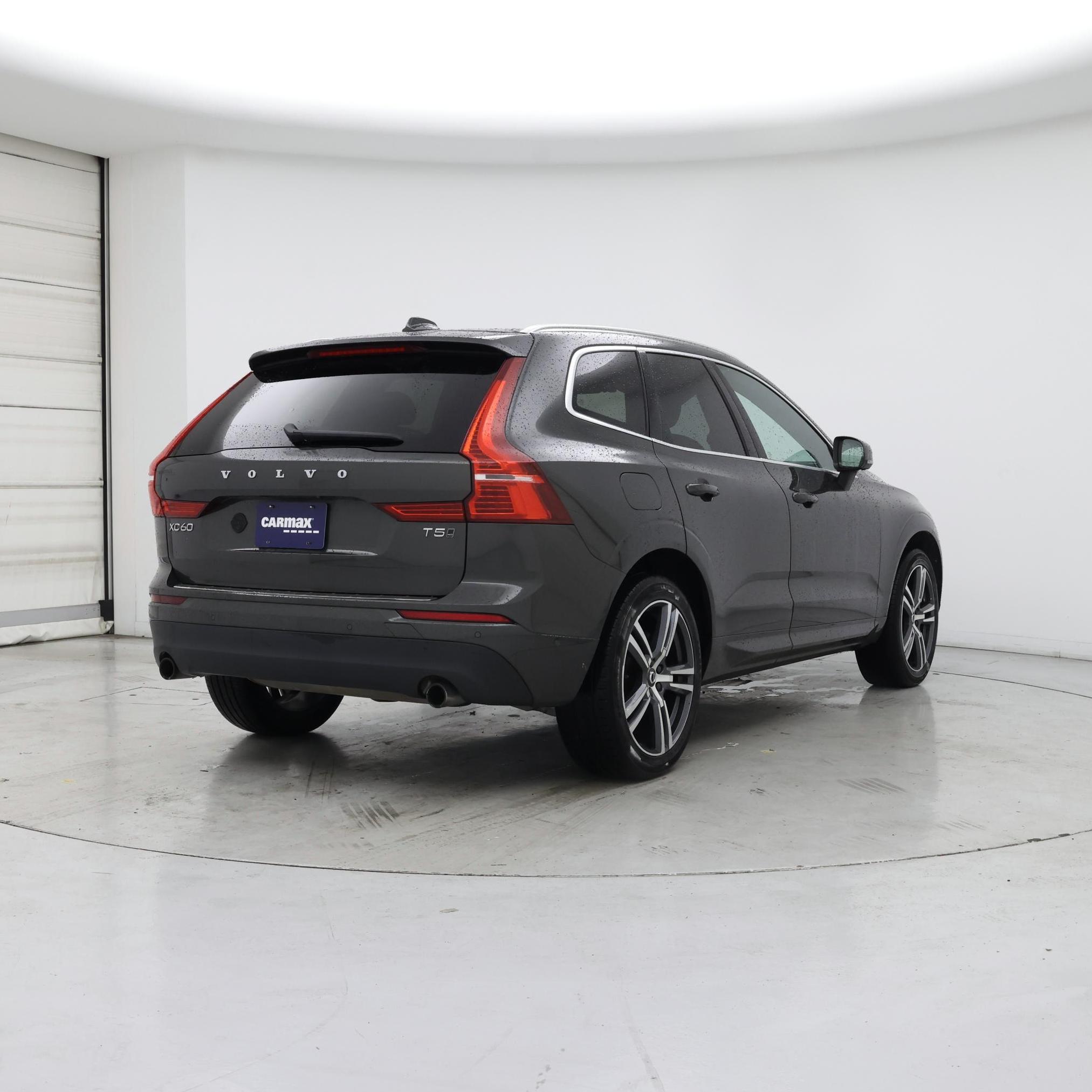 Thumbnail: 2018 Volvo XC60 - 8