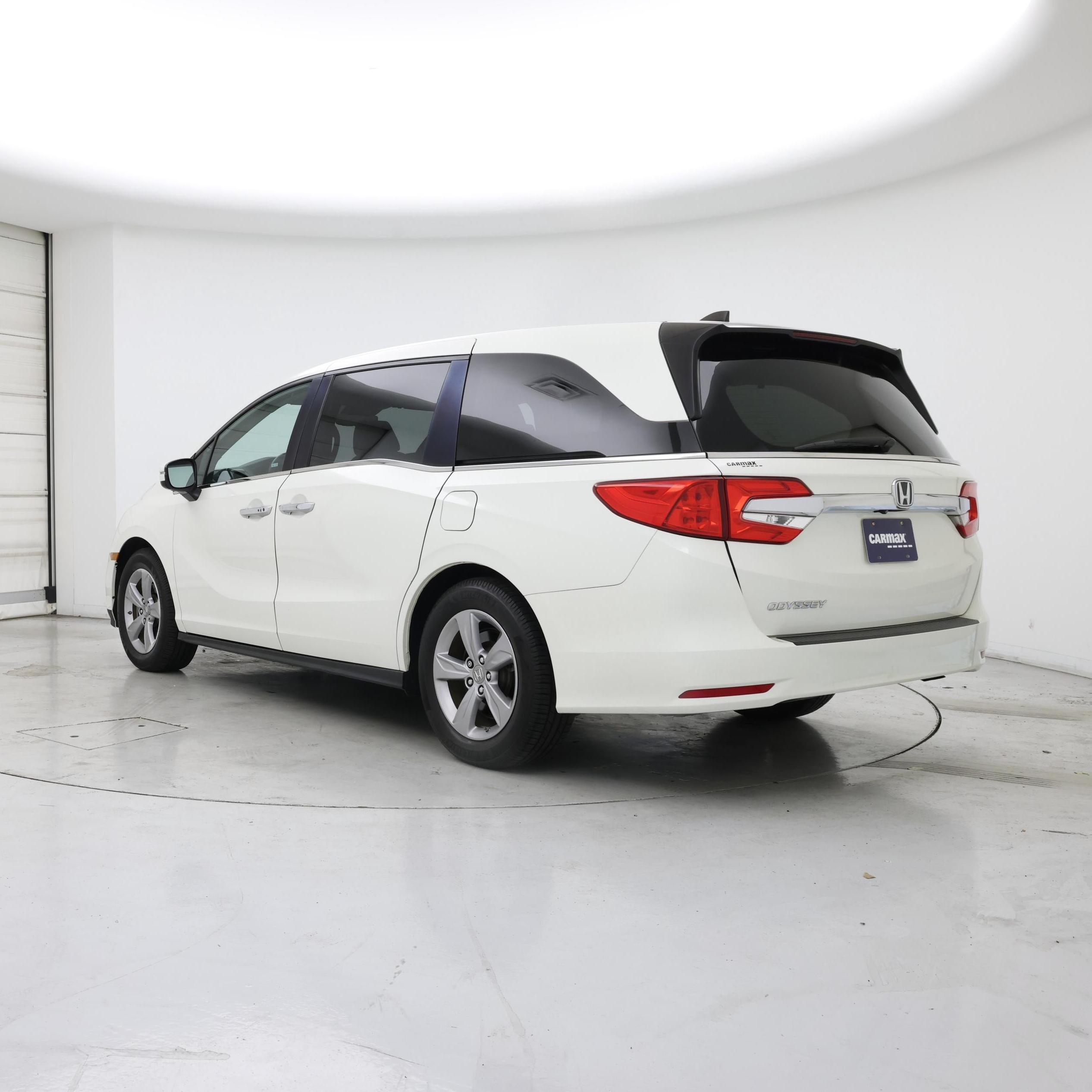 Thumbnail: 2018 Honda Odyssey - 2