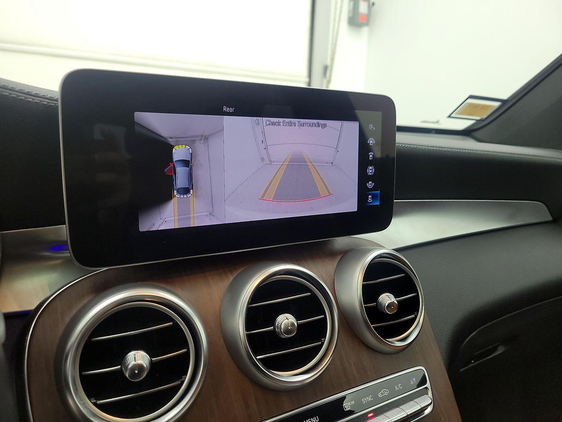 Thumbnail: 2022 Mercedes-Benz GLC - 15