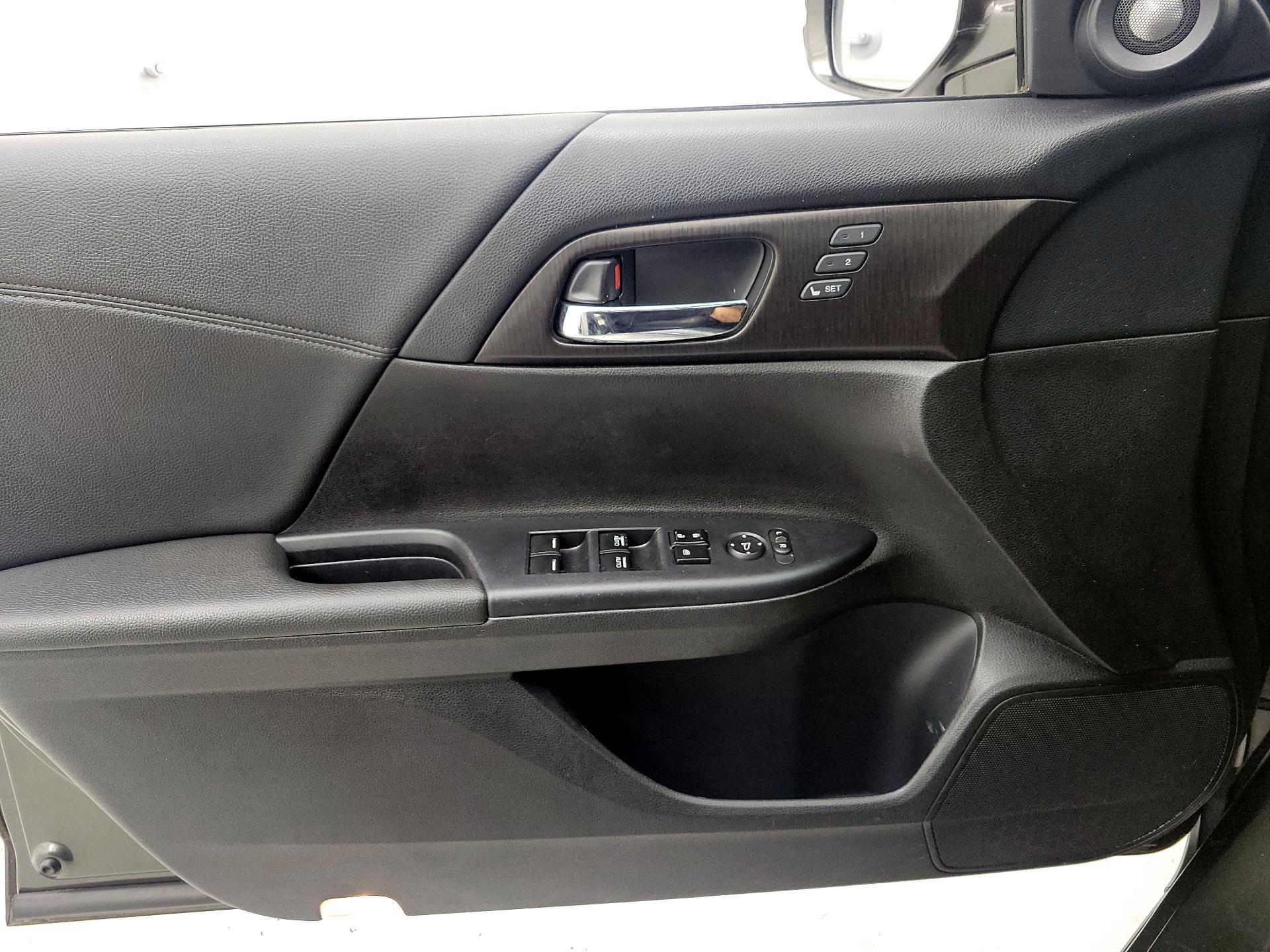 Thumbnail: 2014 Honda Accord - 12