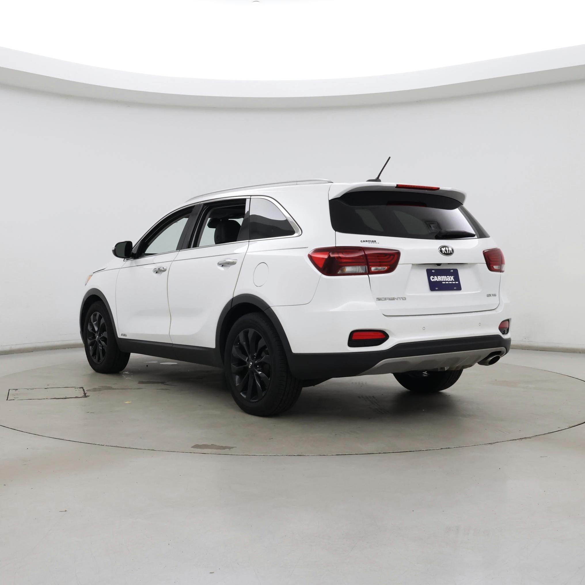 Thumbnail: 2020 Kia Sorento - 2
