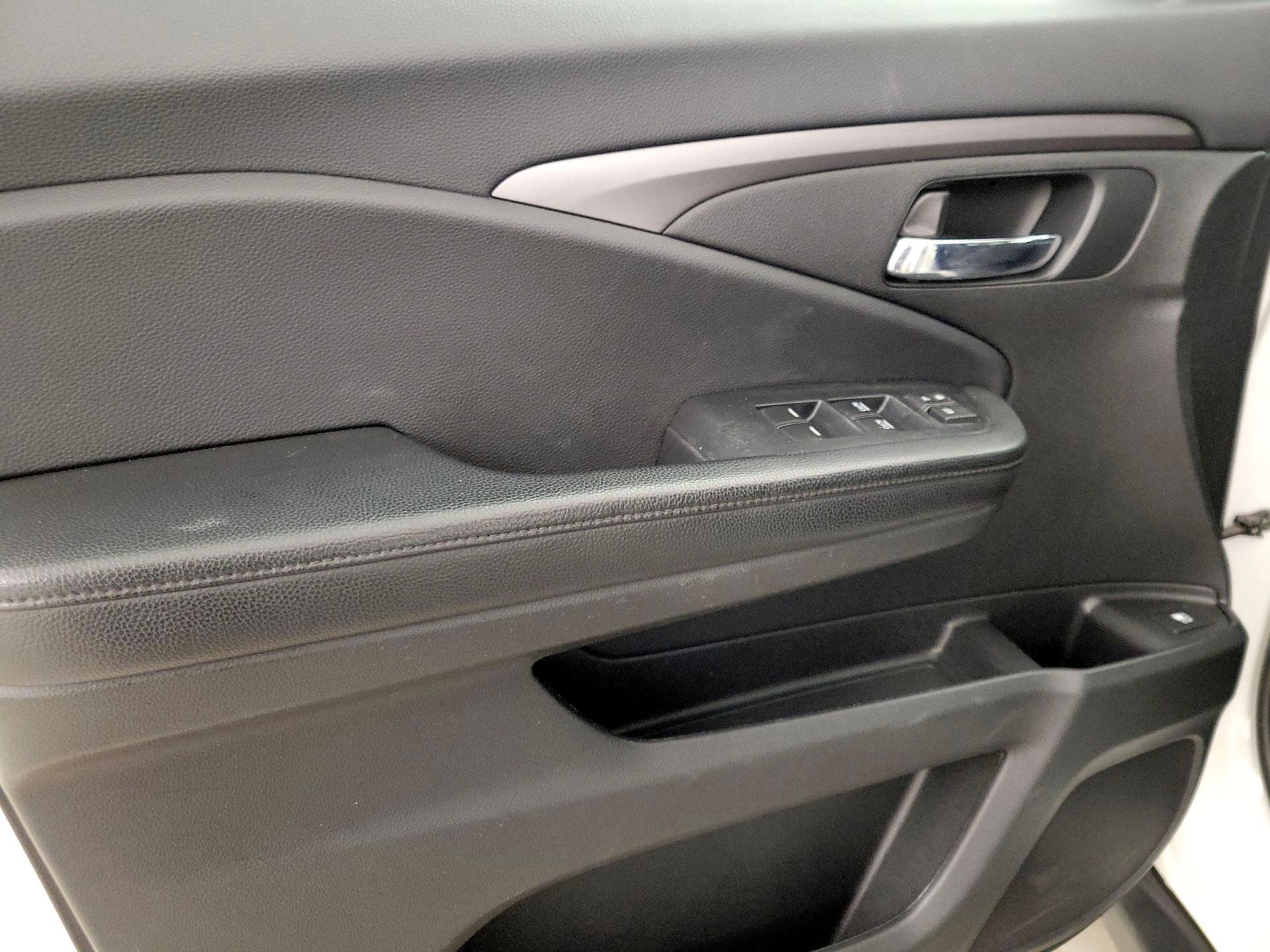 Thumbnail: 2021 Honda Pilot - 12