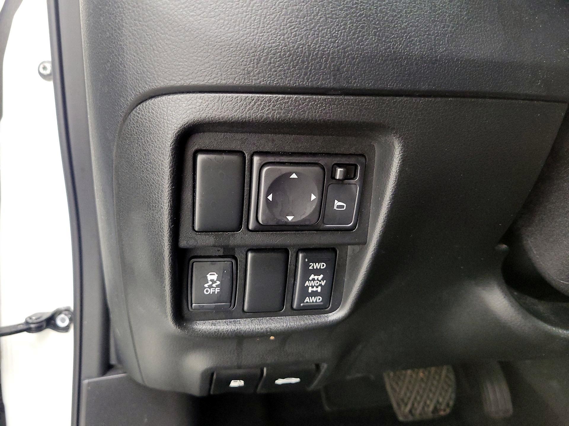 Thumbnail: 2014 Nissan Juke - 13