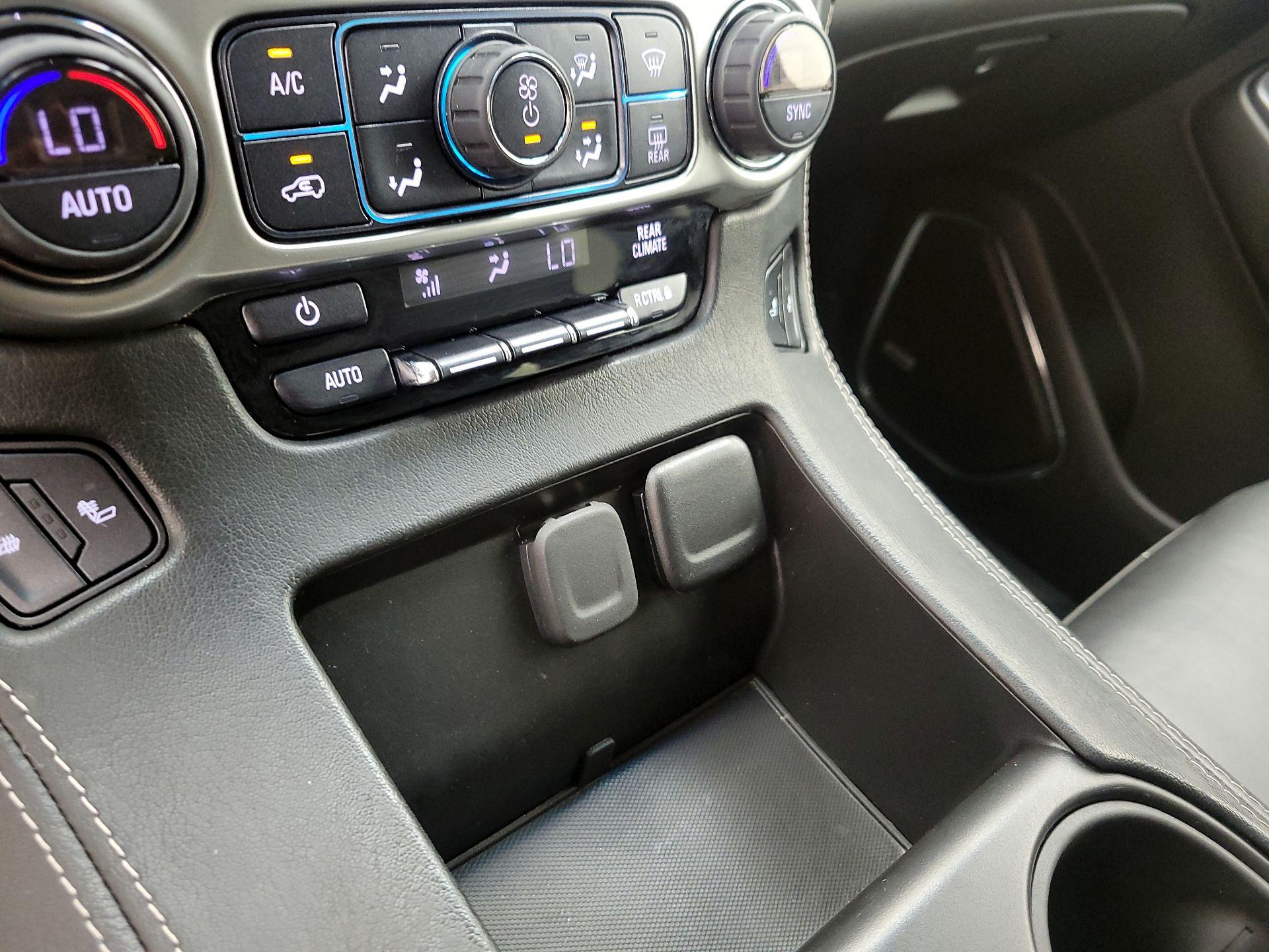 Thumbnail: 2018 Chevrolet Tahoe - 18