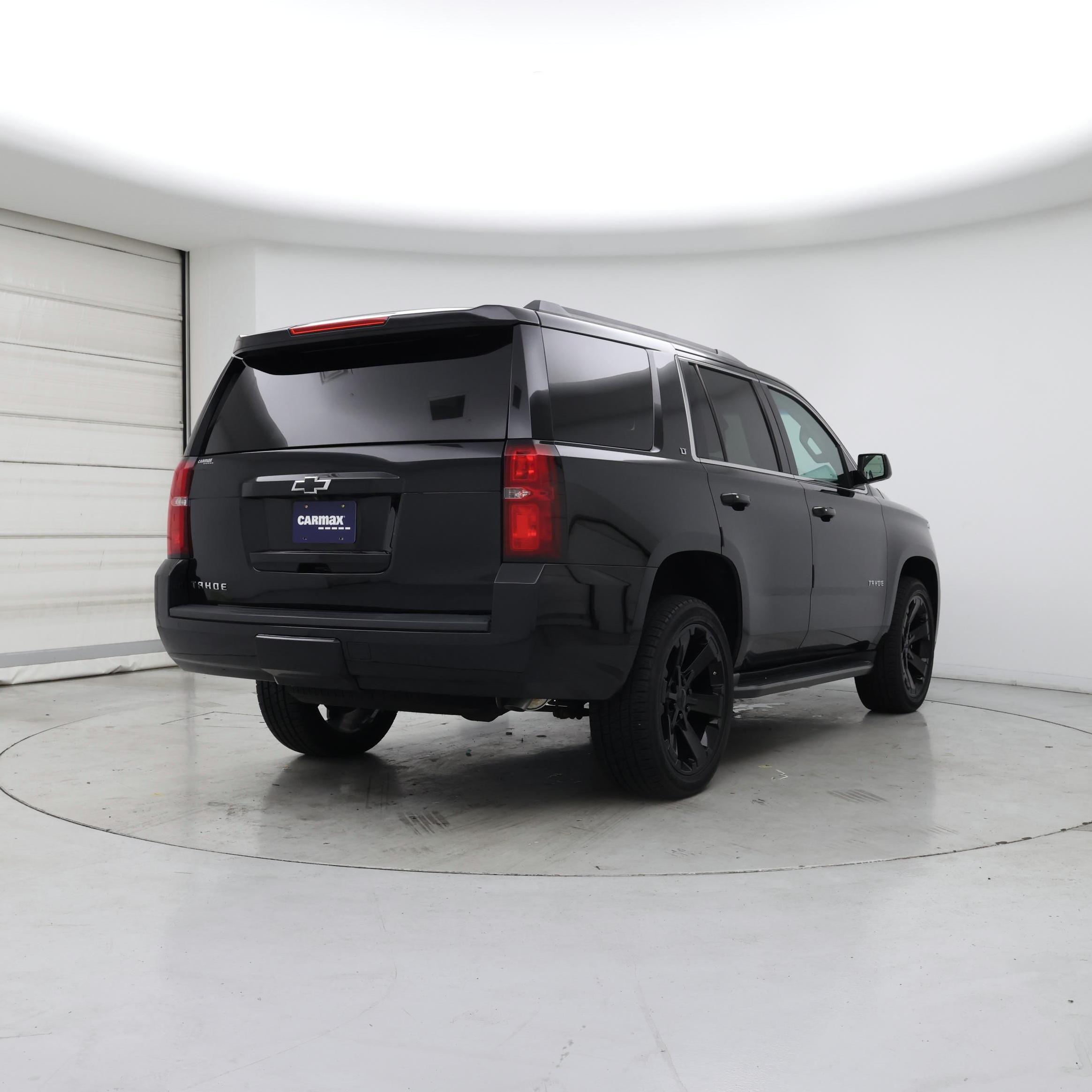 Thumbnail: 2018 Chevrolet Tahoe - 8