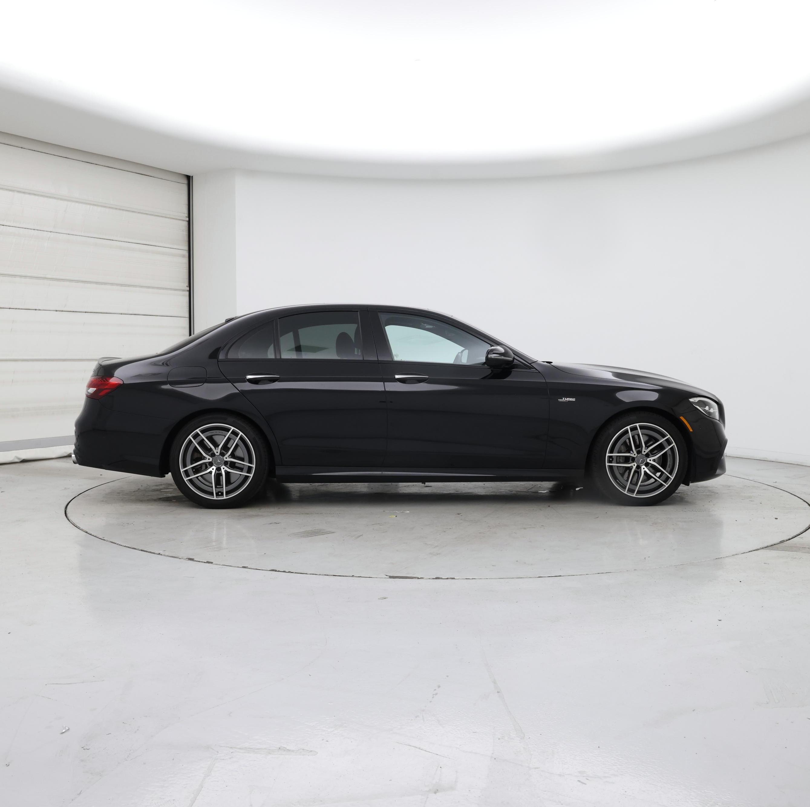 Thumbnail: 2022 Mercedes-Benz E-Class - 7