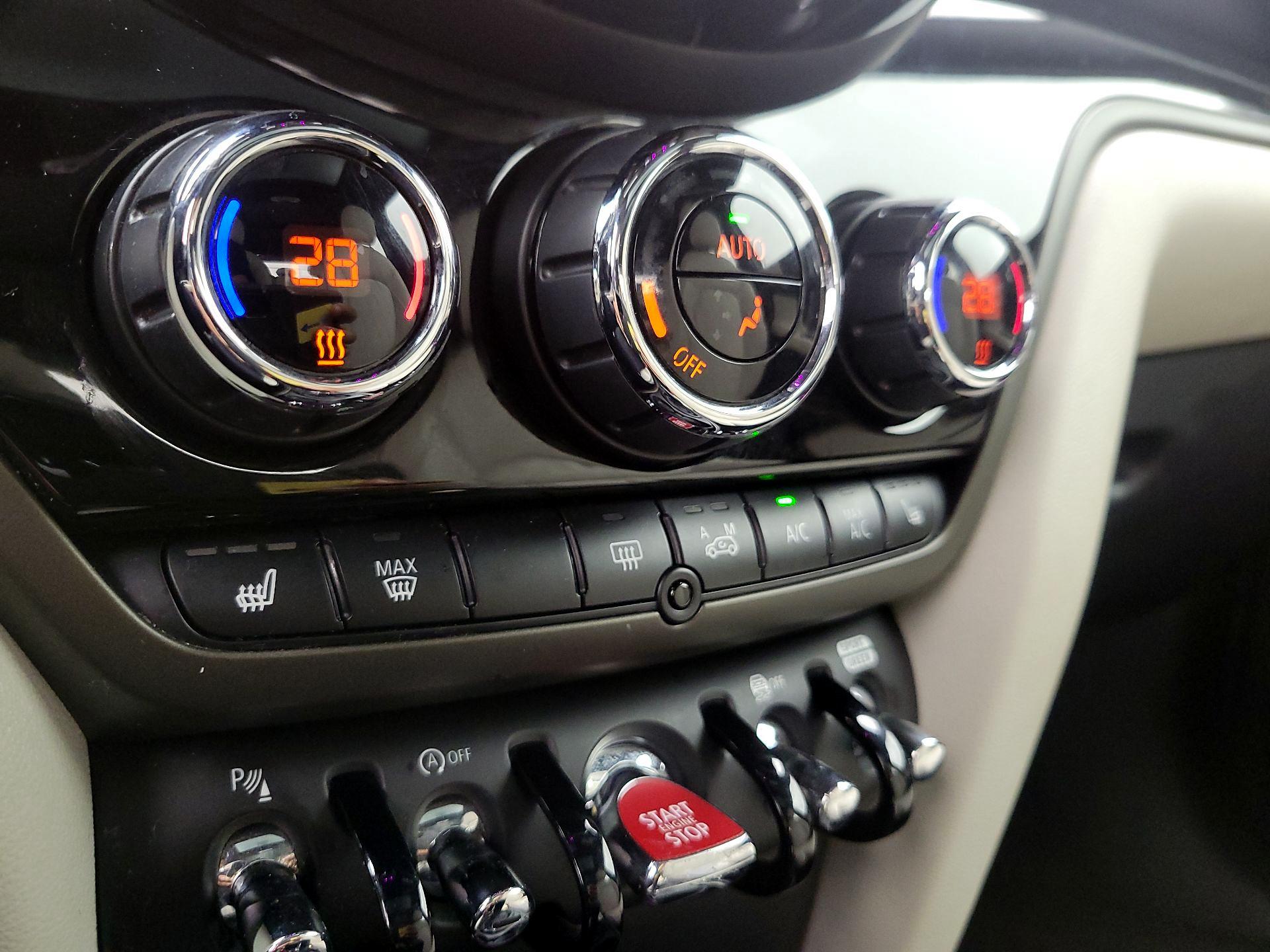 Thumbnail: 2023 MINI Cooper Countryman - 17