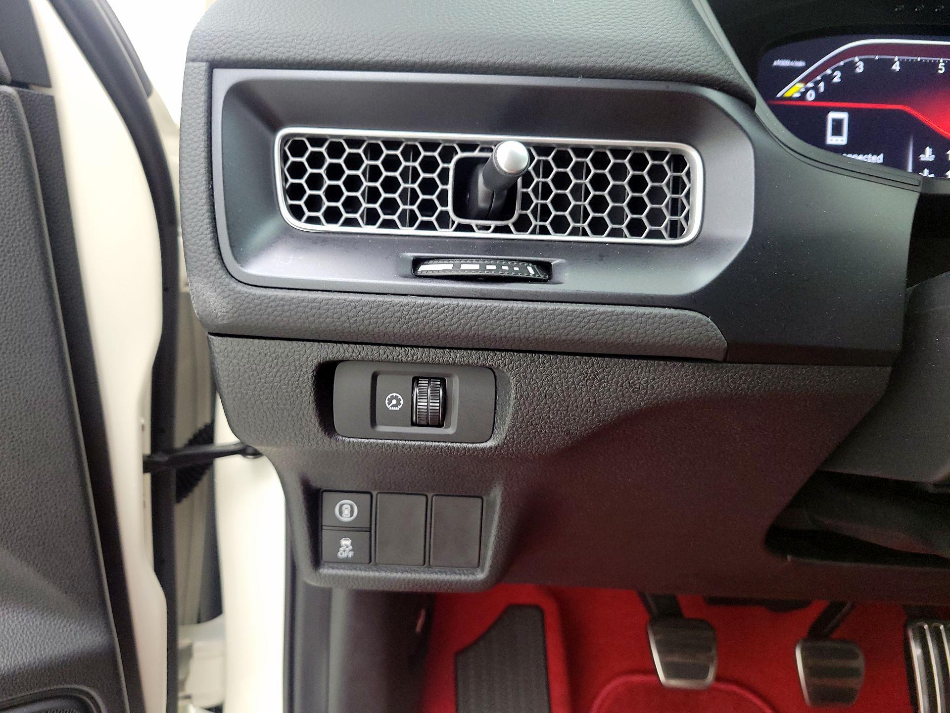 Thumbnail: 2024 Honda Civic - 13