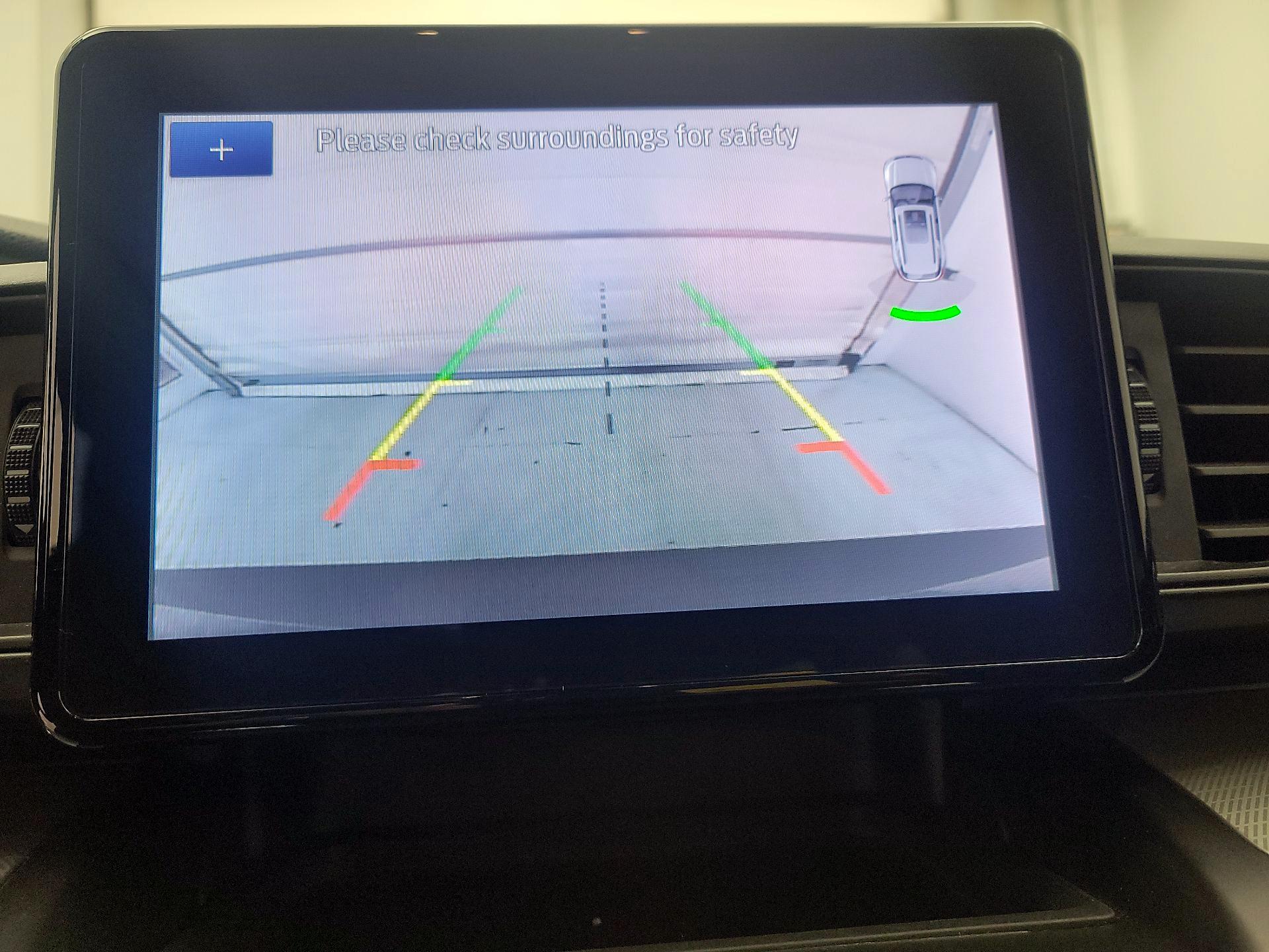 Thumbnail: 2020 Ford Explorer - 14