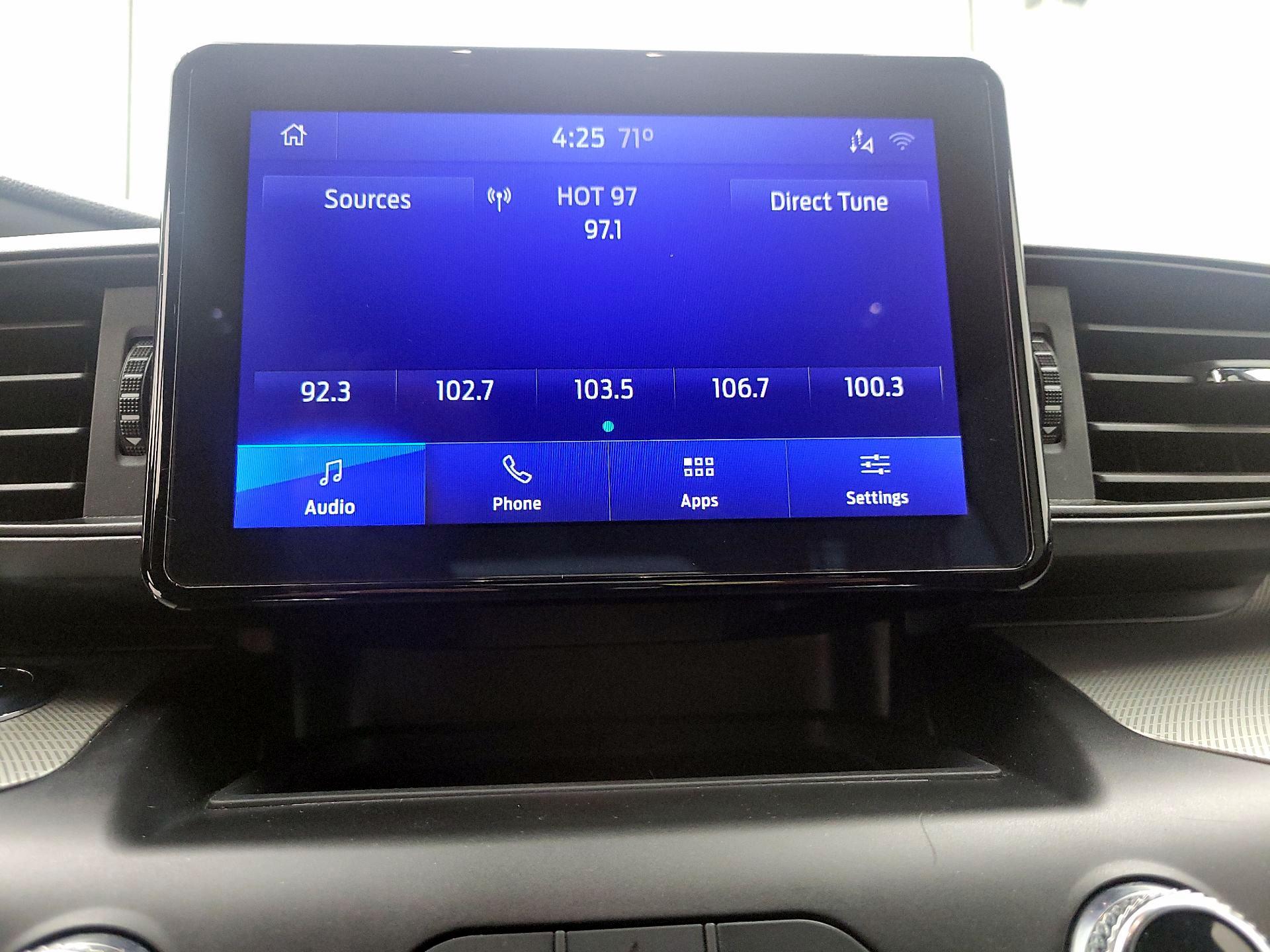 Thumbnail: 2020 Ford Explorer - 15