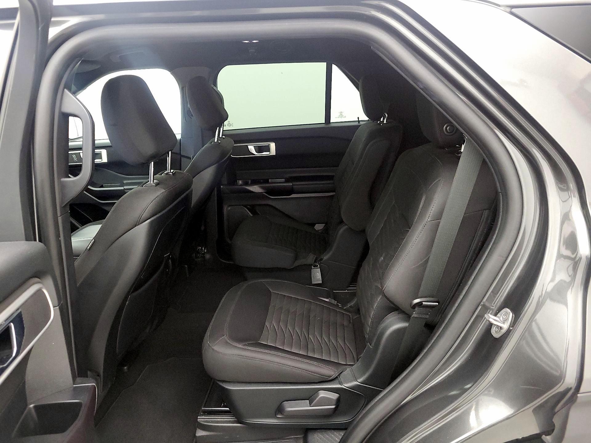 Thumbnail: 2020 Ford Explorer - 19