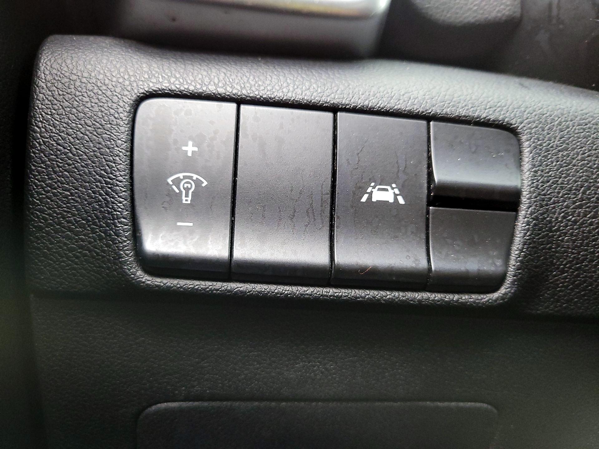 Thumbnail: 2021 Kia Sportage - 13