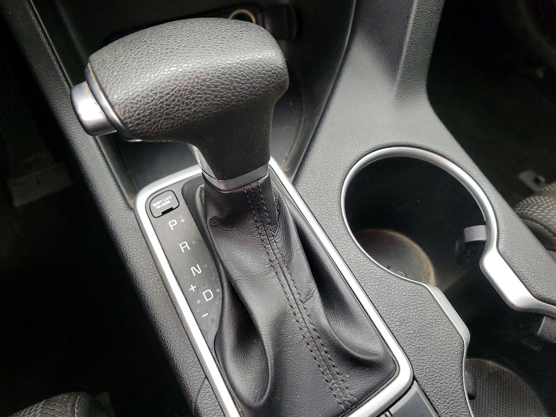 Thumbnail: 2021 Kia Sportage - 17