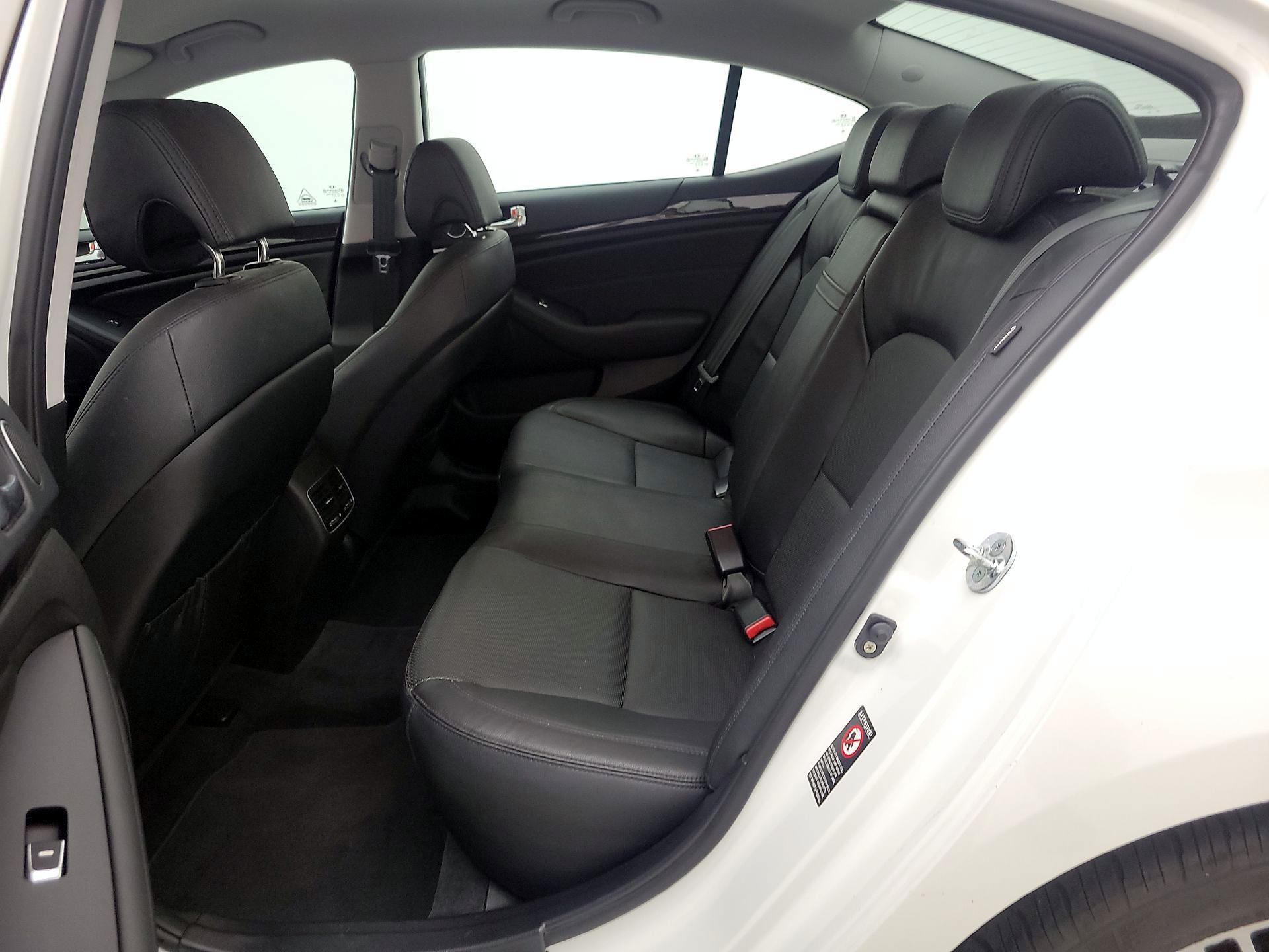 Thumbnail: 2014 Kia Cadenza - 20