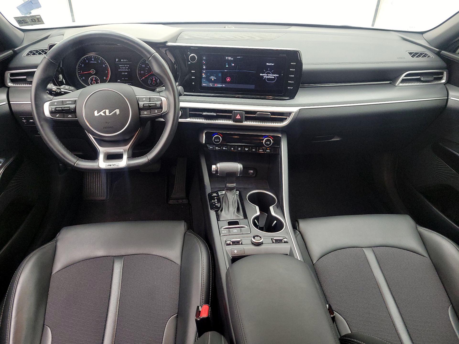 Thumbnail: 2024 Kia K5 - 9