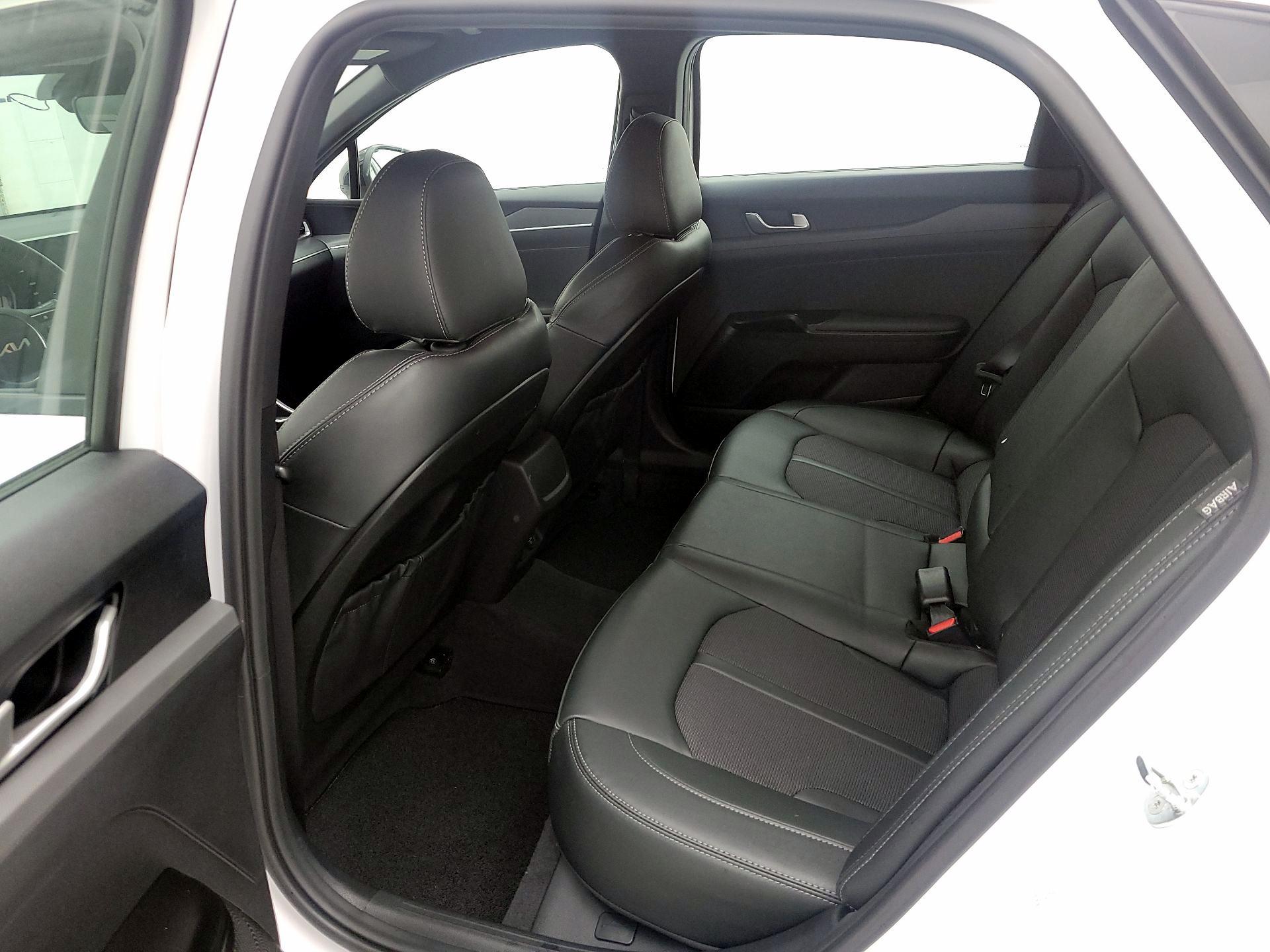 Thumbnail: 2024 Kia K5 - 20