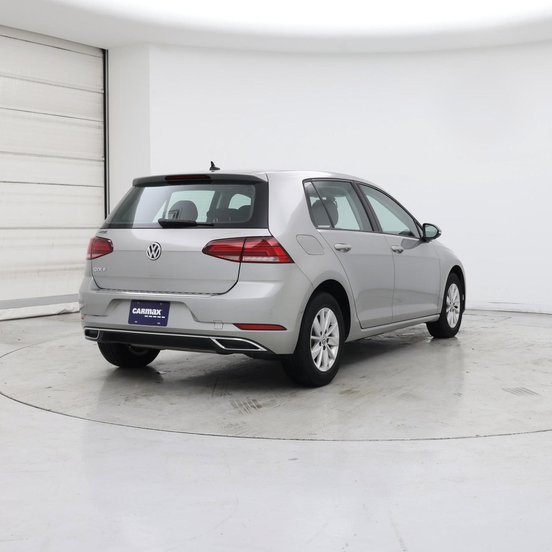 Thumbnail: 2019 Volkswagen Golf - 8