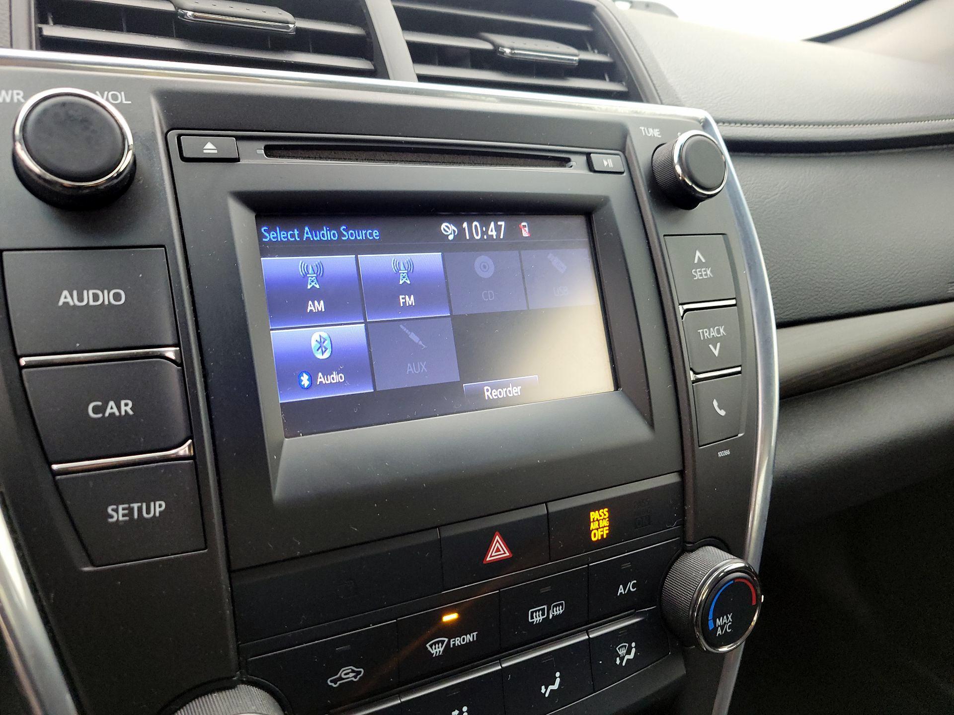 Thumbnail: 2015 Toyota Camry - 14